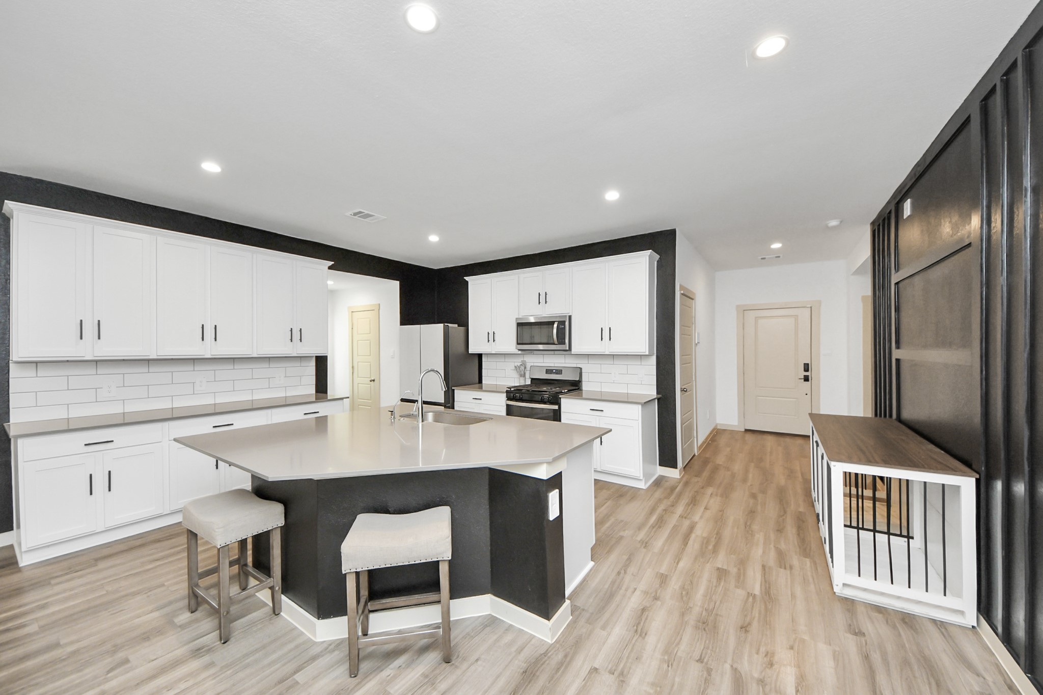950 Curly Angora Court Property Photo 8