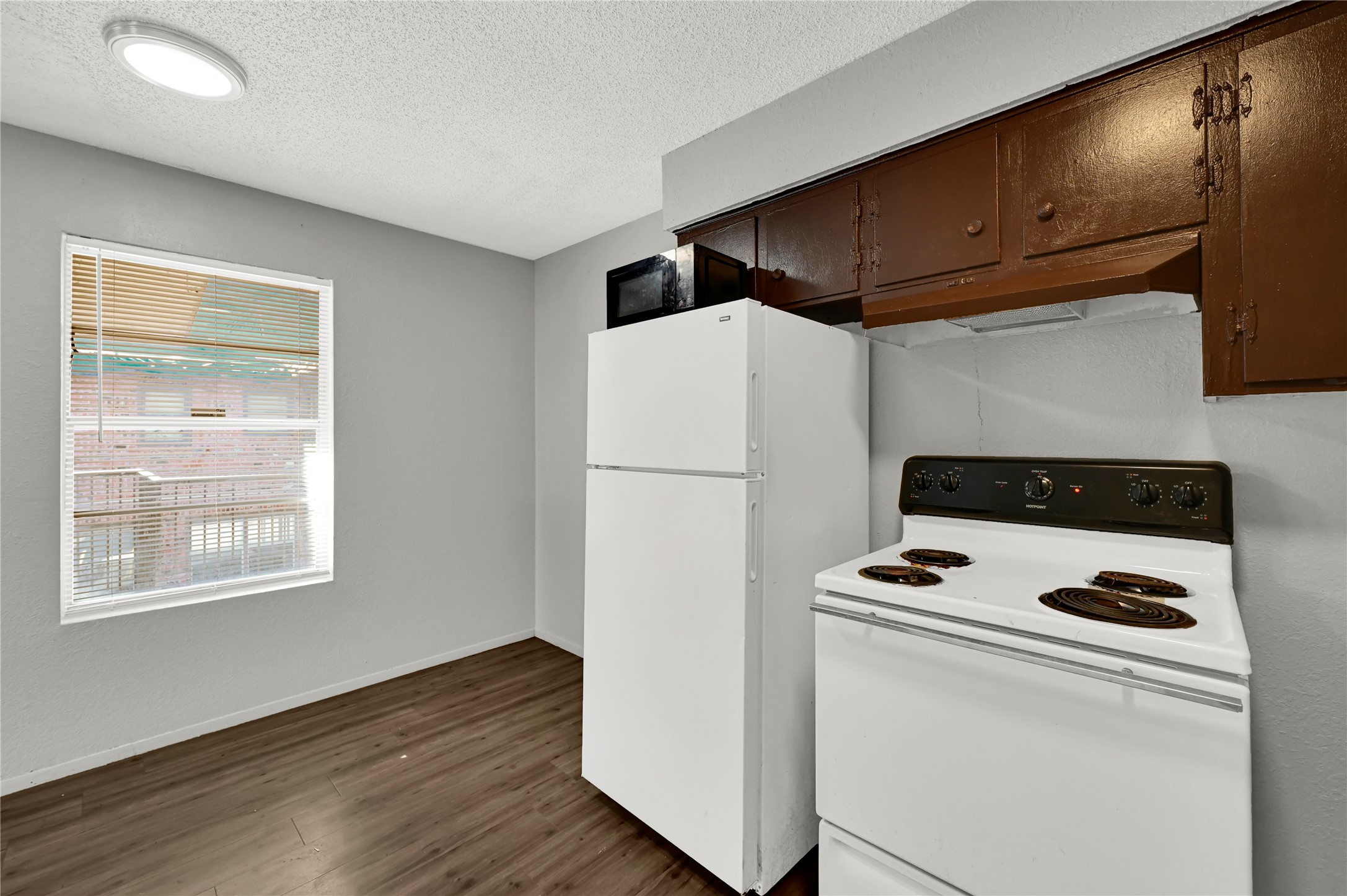 1711 Wichita 14 Property Photo 3