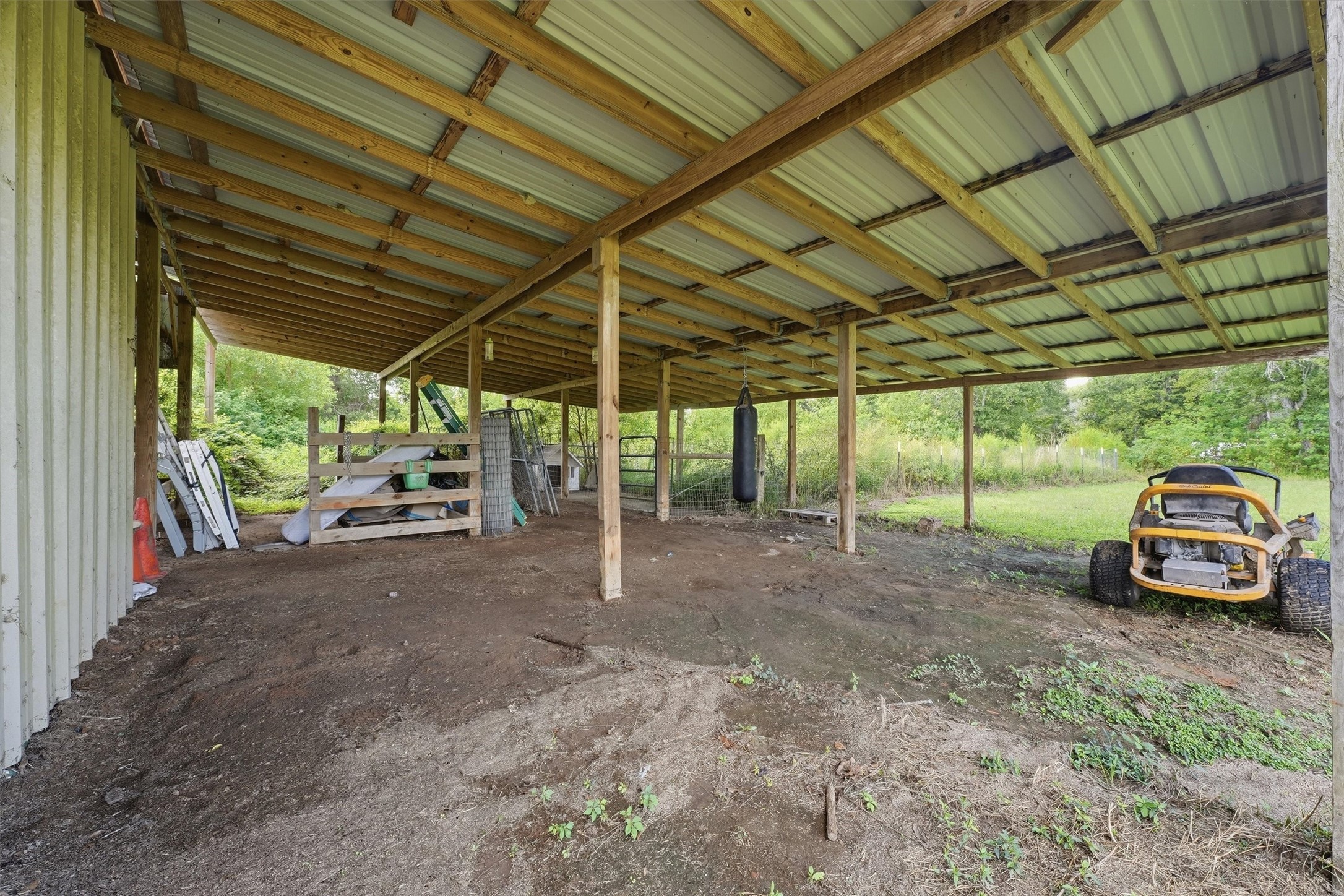 874 County Road 2222 Property Photo 35