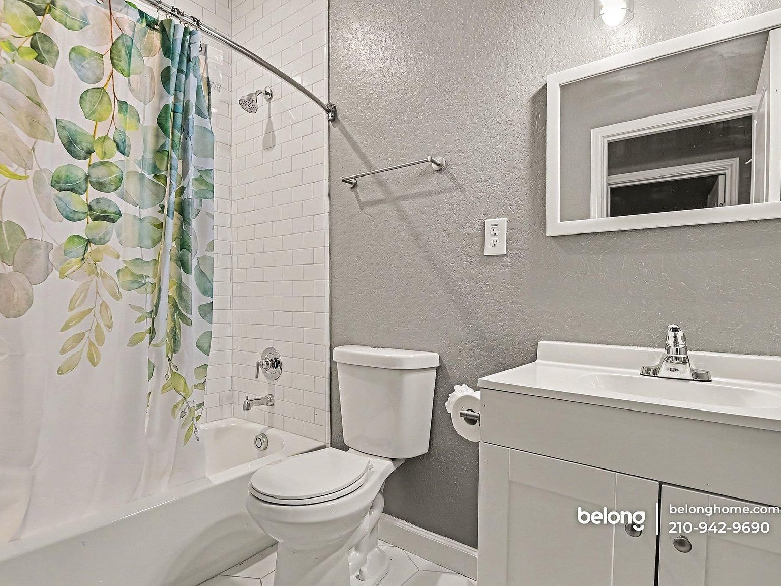 206 Roberts St 201 Property Photo 4