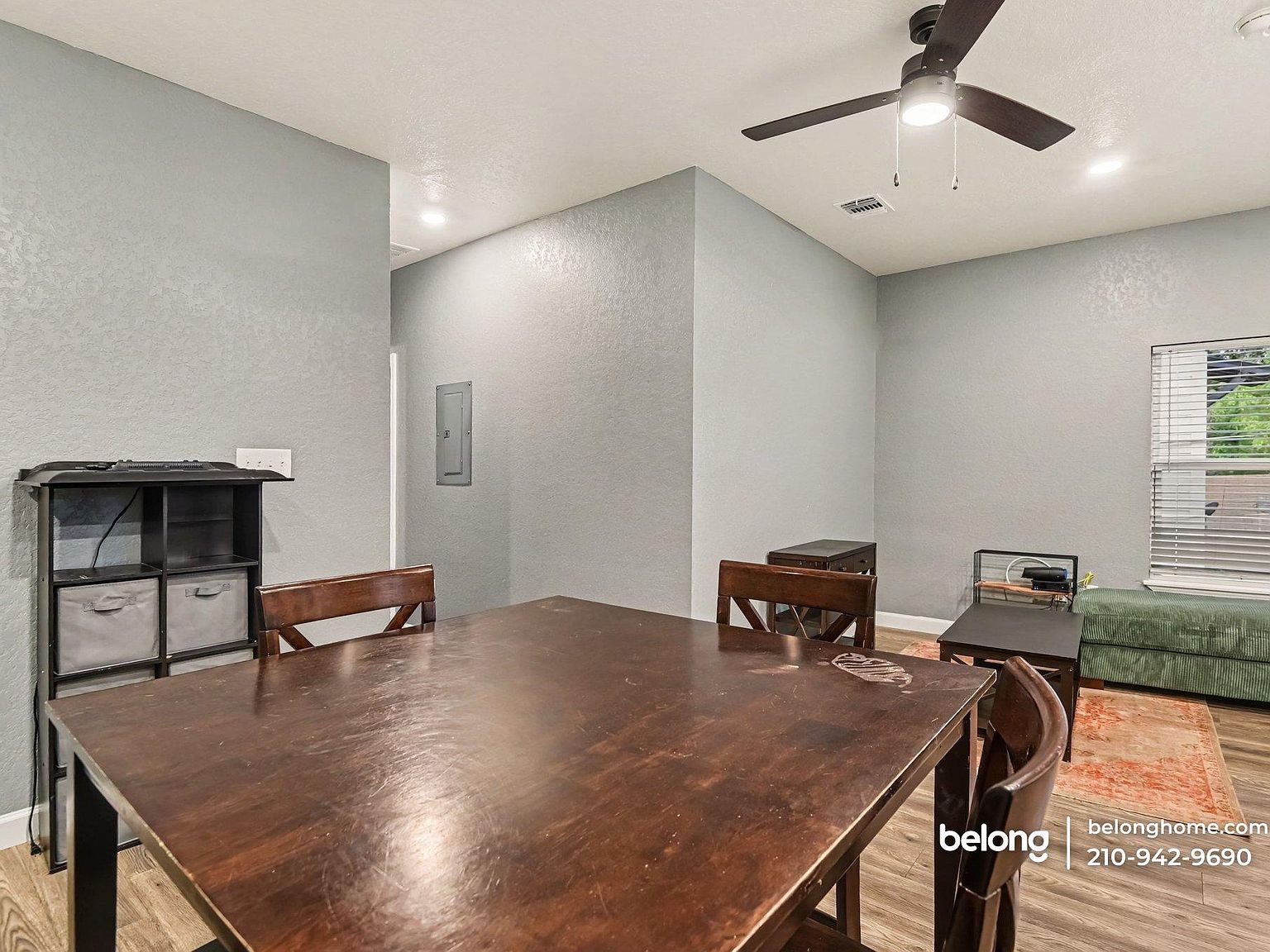206 Roberts St 201 Property Photo 5