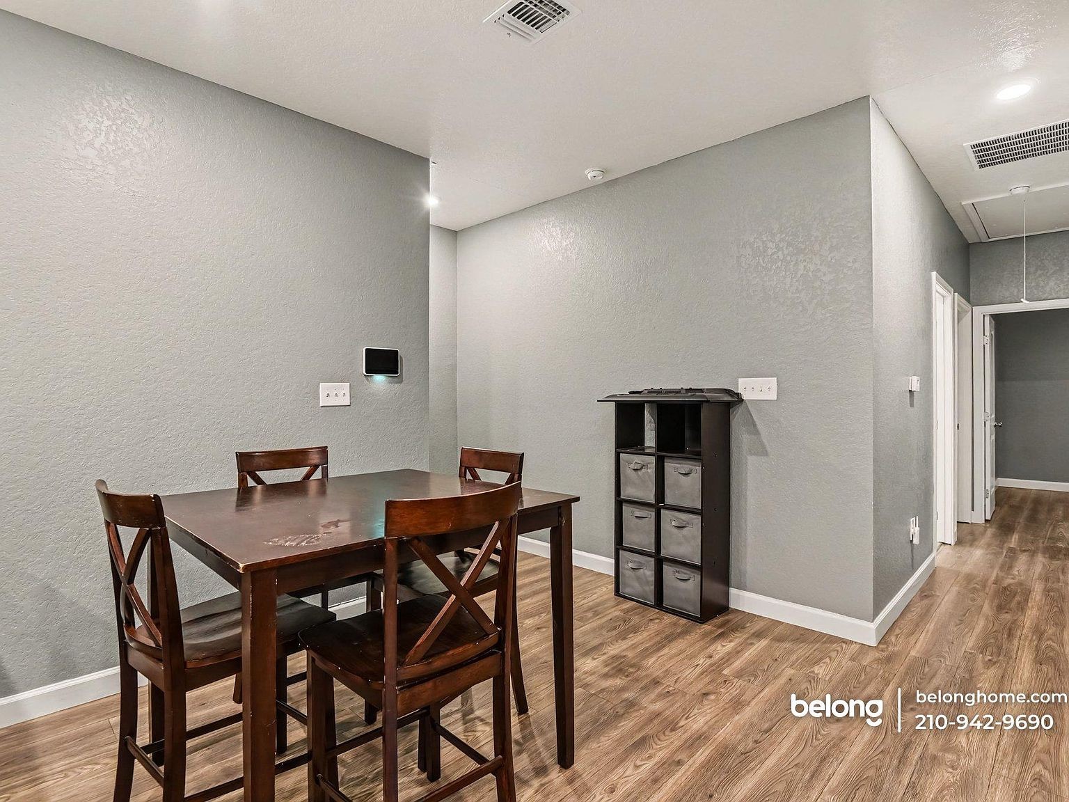 206 Roberts St 201 Property Photo 9