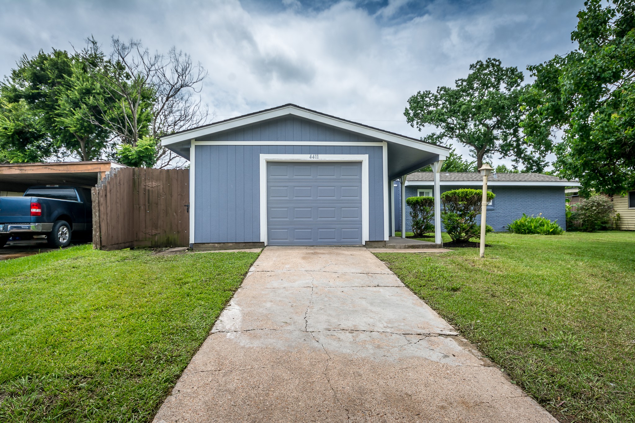 4411 Knotty Oaks Trail Property Photo 1