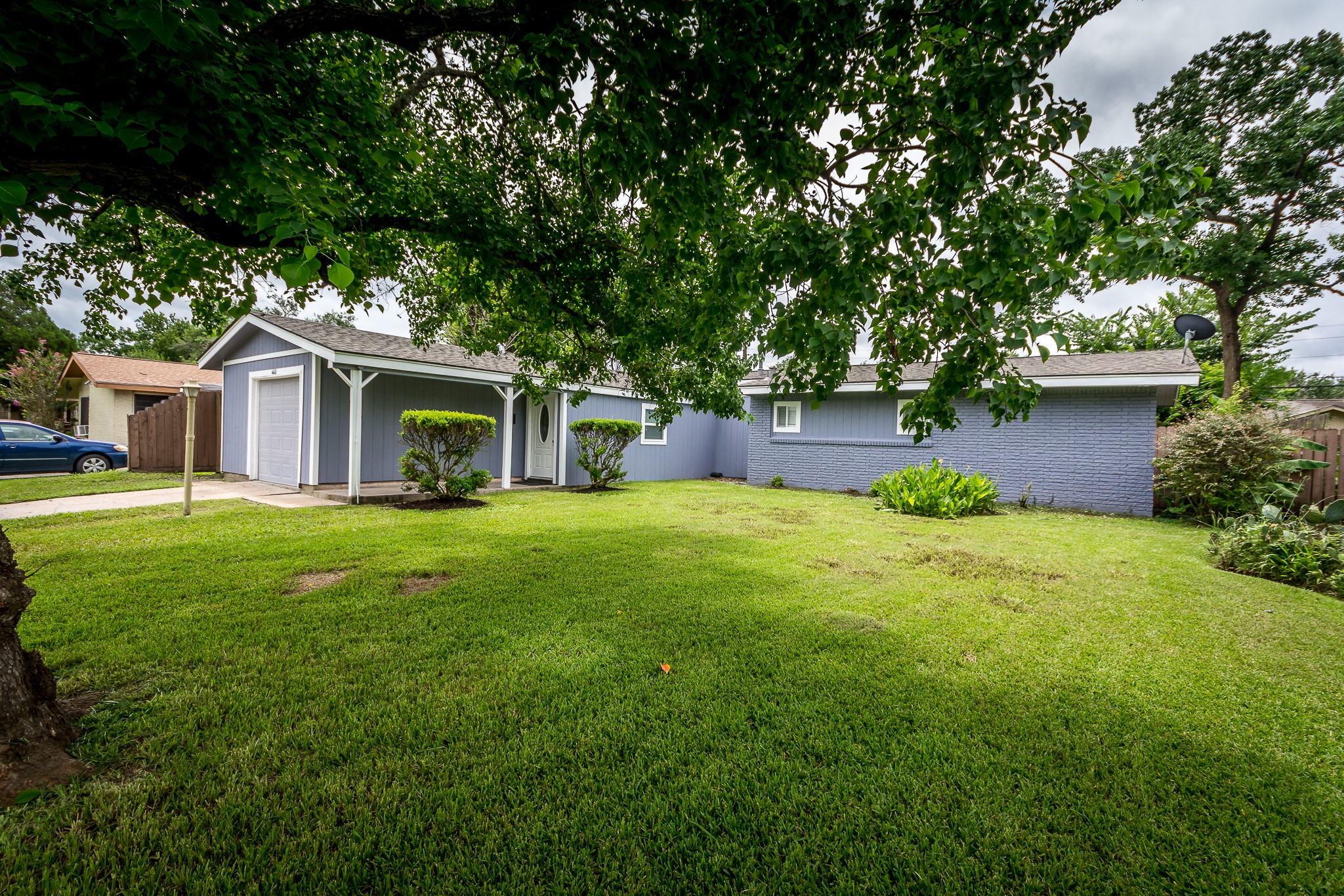 4411 Knotty Oaks Trail Property Photo 4