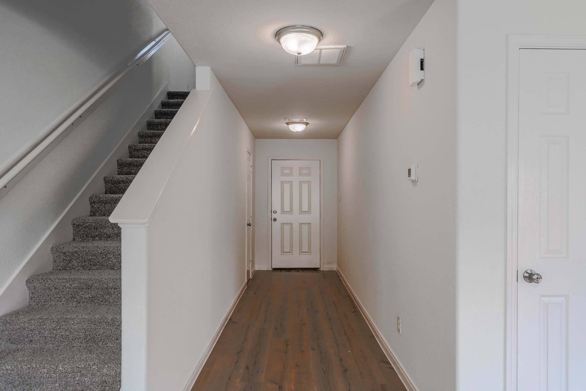 169 Iris Property Photo 4