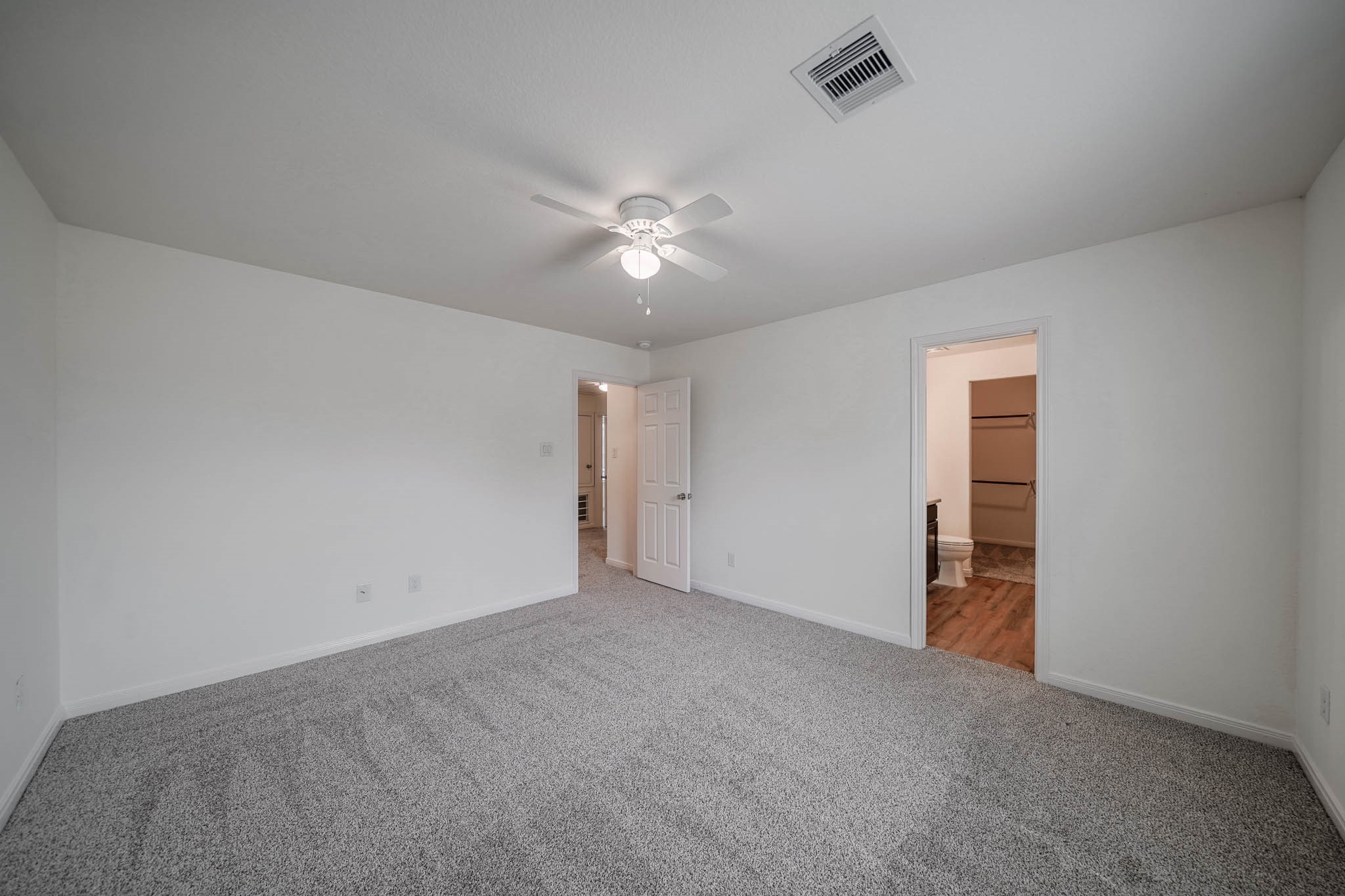 169 Iris Property Photo 12