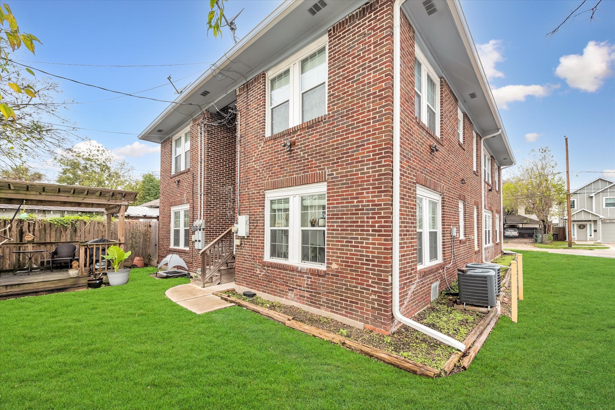 4114 Lamar Street Property Photo 22