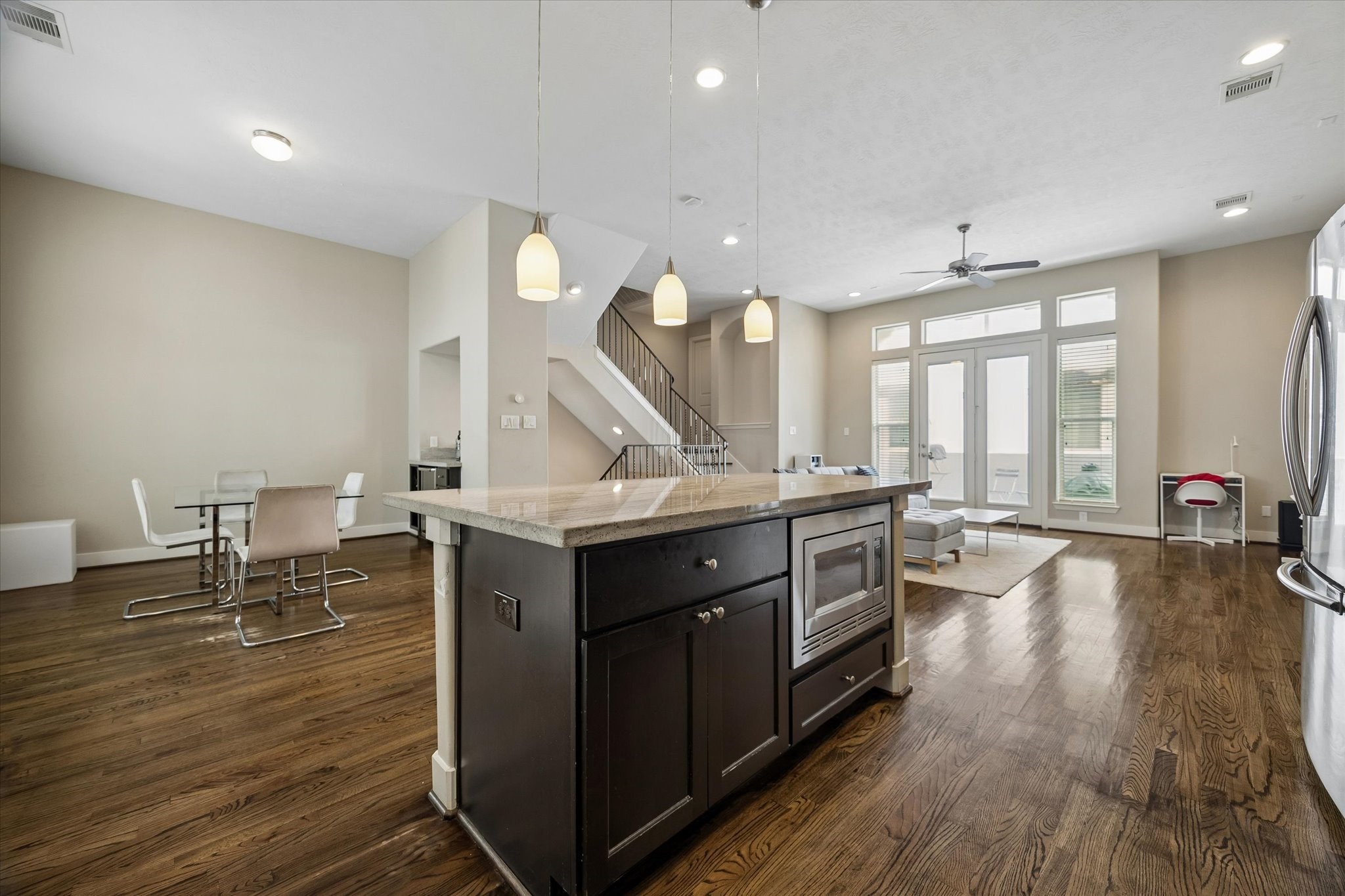 4220 Dickson Street Property Photo 11