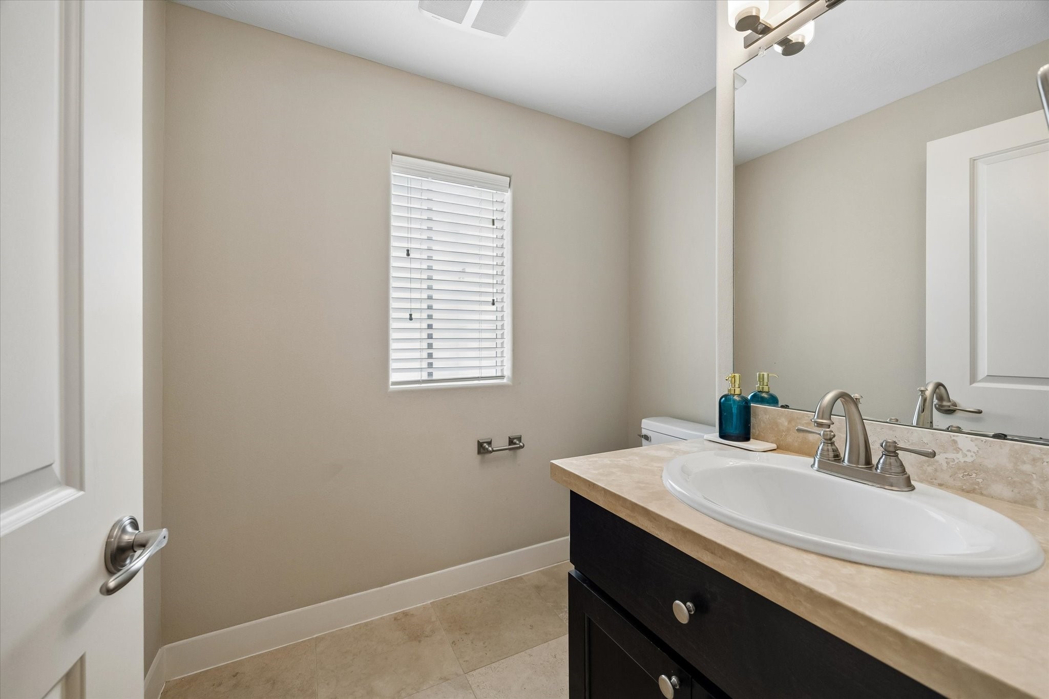 4220 Dickson Street Property Photo 14