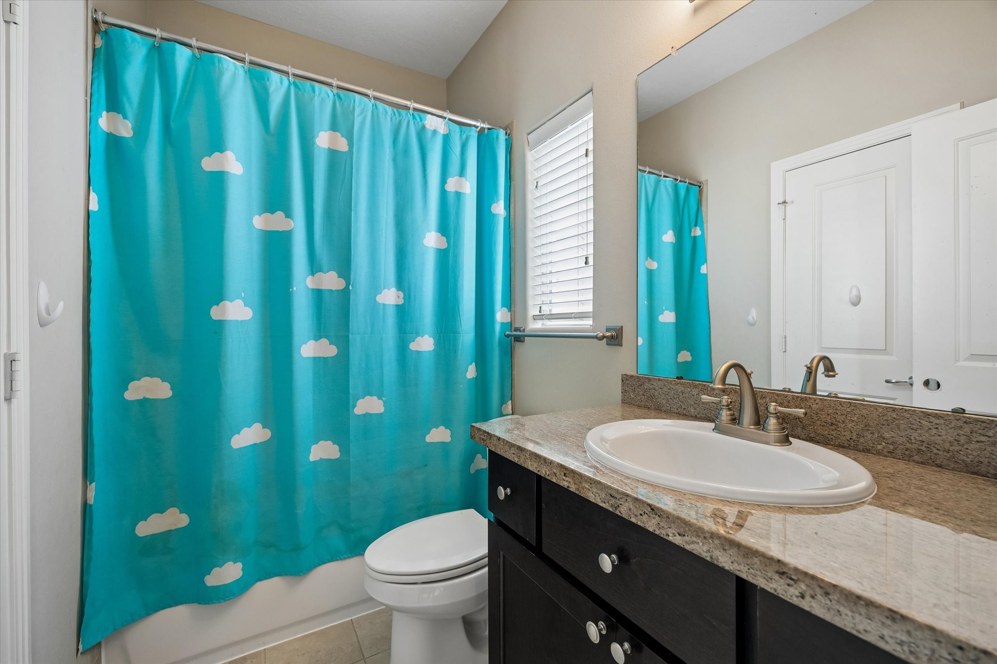 4220 Dickson Street Property Photo 20