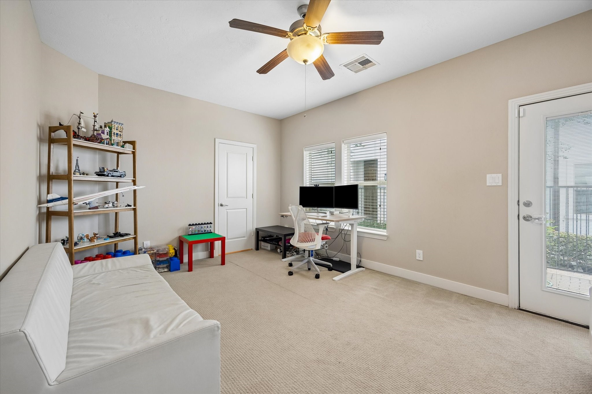 4220 Dickson Street Property Photo 21