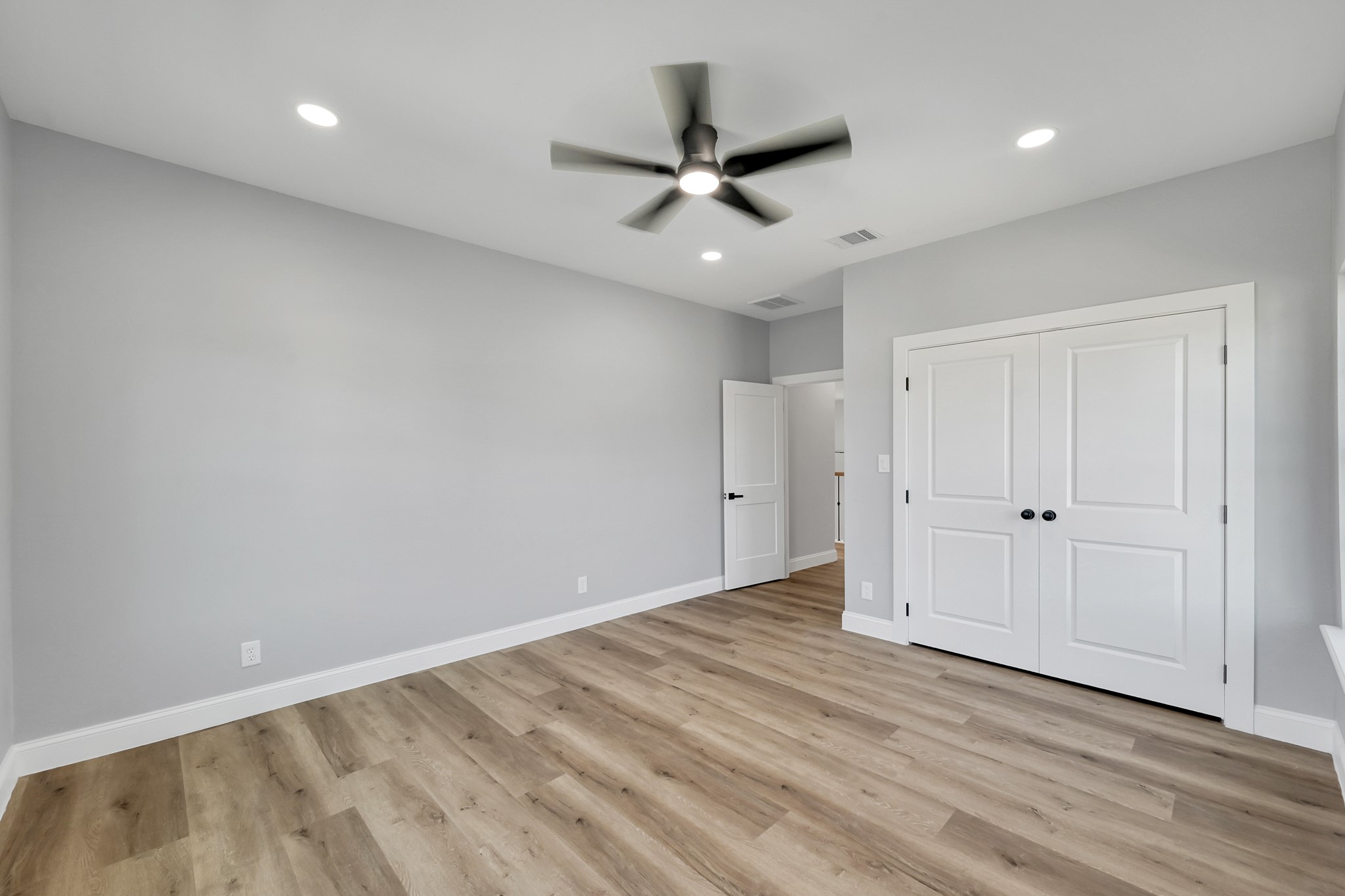 49 Winterhaven Lane Property Photo 41