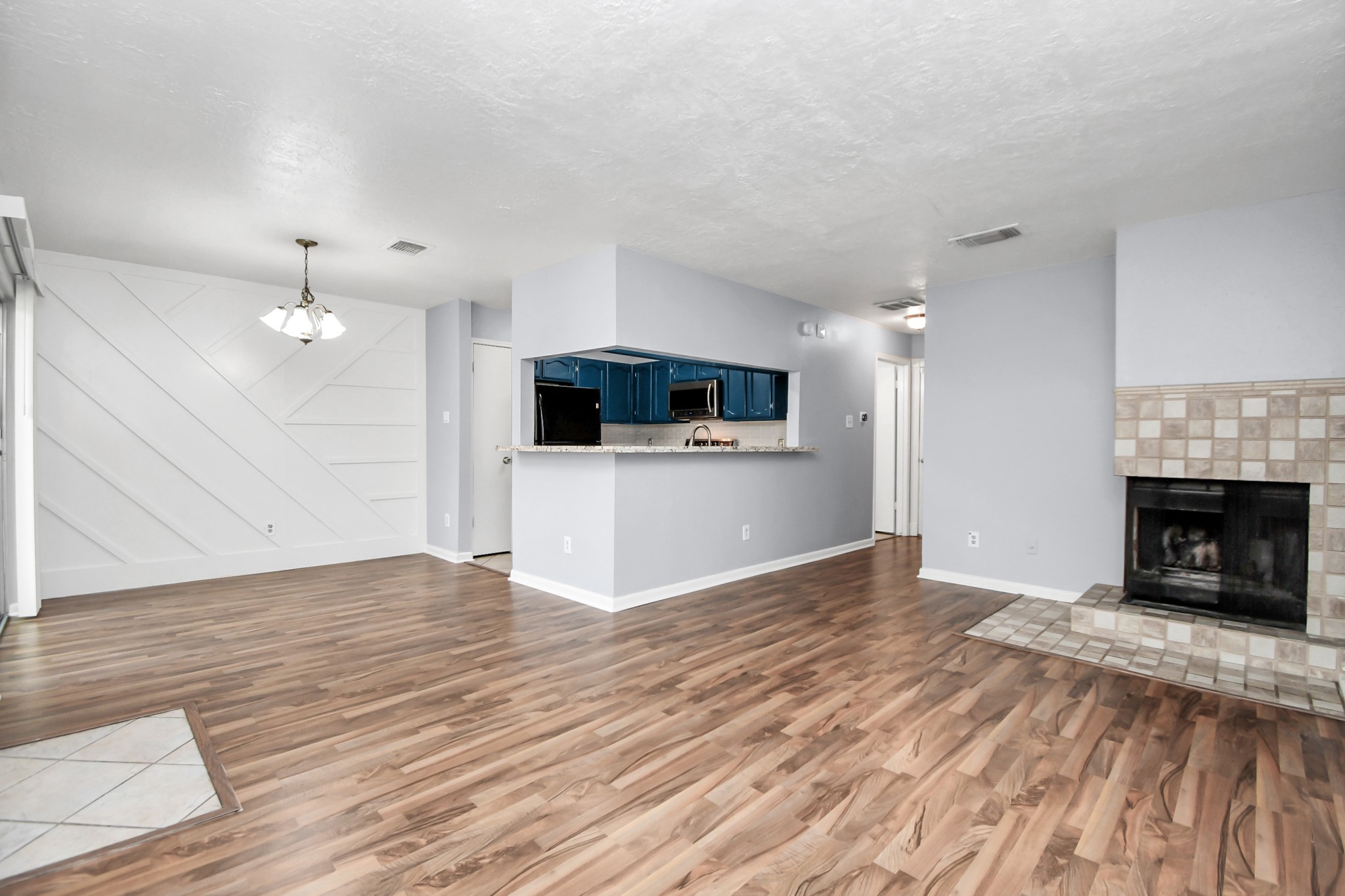 2379 Briarwest Boulevard 15 Property Photo 8