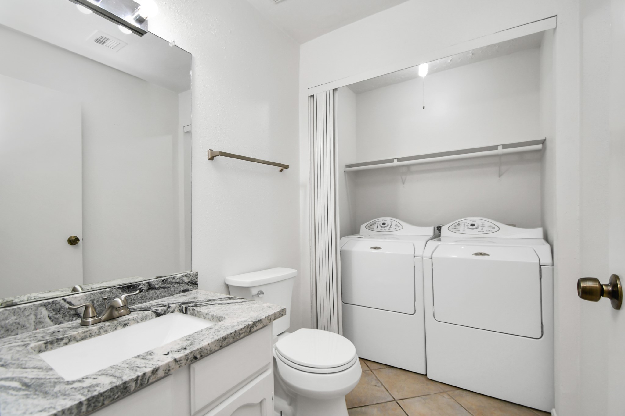 2379 Briarwest Boulevard 15 Property Photo 29
