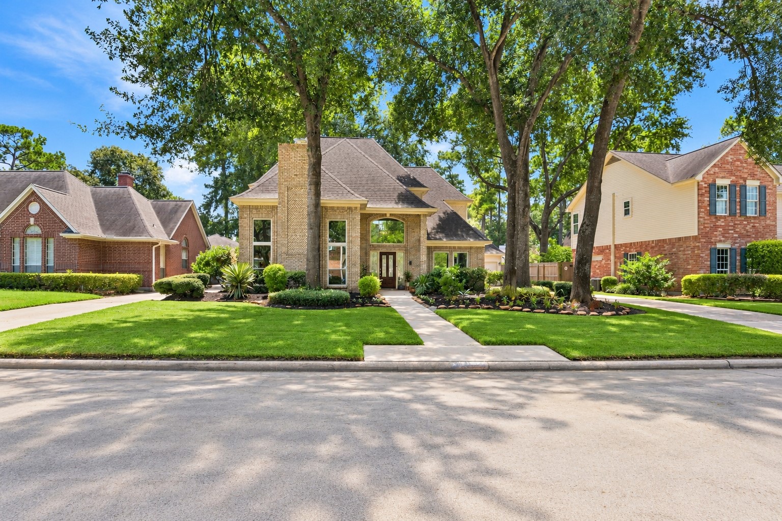 14534 Forest Lodge Drive Property Photo 1