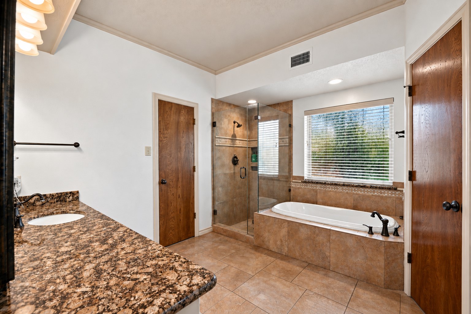 14534 Forest Lodge Drive Property Photo 21
