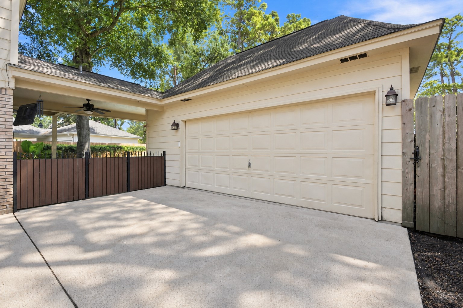 14534 Forest Lodge Drive Property Photo 47