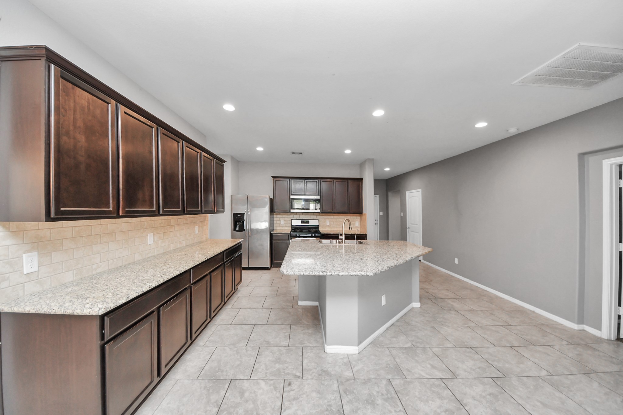 3030 Dripping Springs Court Property Photo 5
