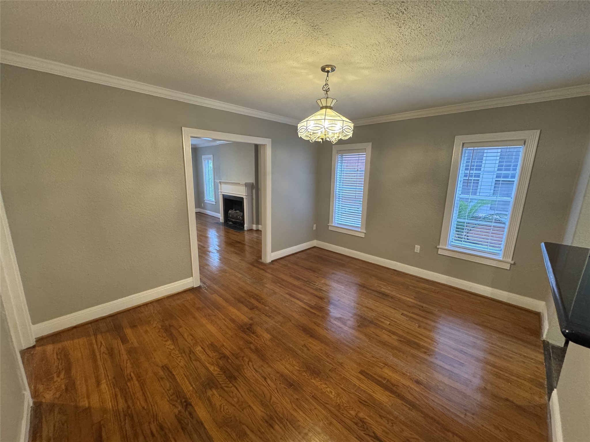 1802 Banks Street 2 Property Photo 8