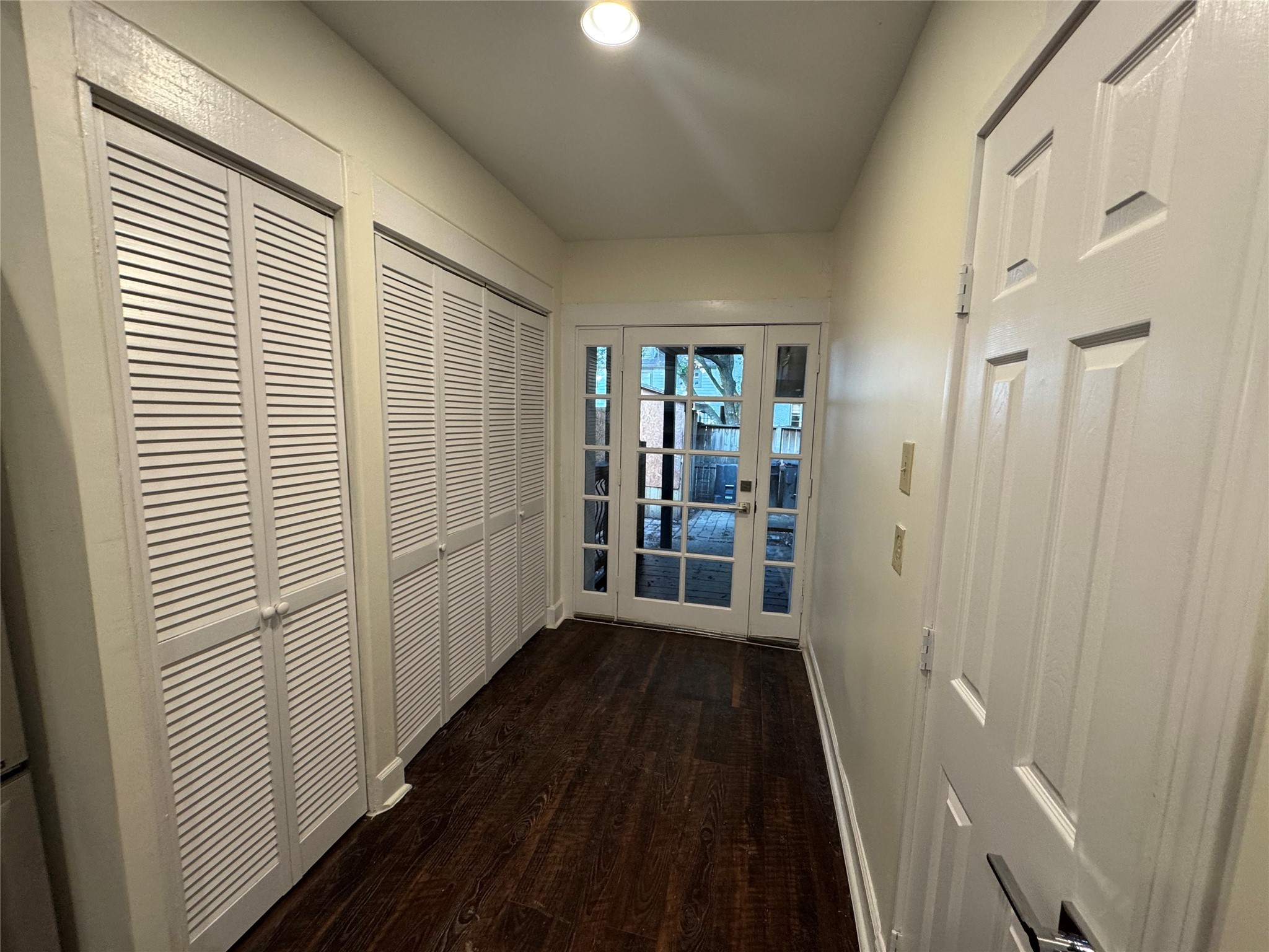 1802 Banks Street 2 Property Photo 23