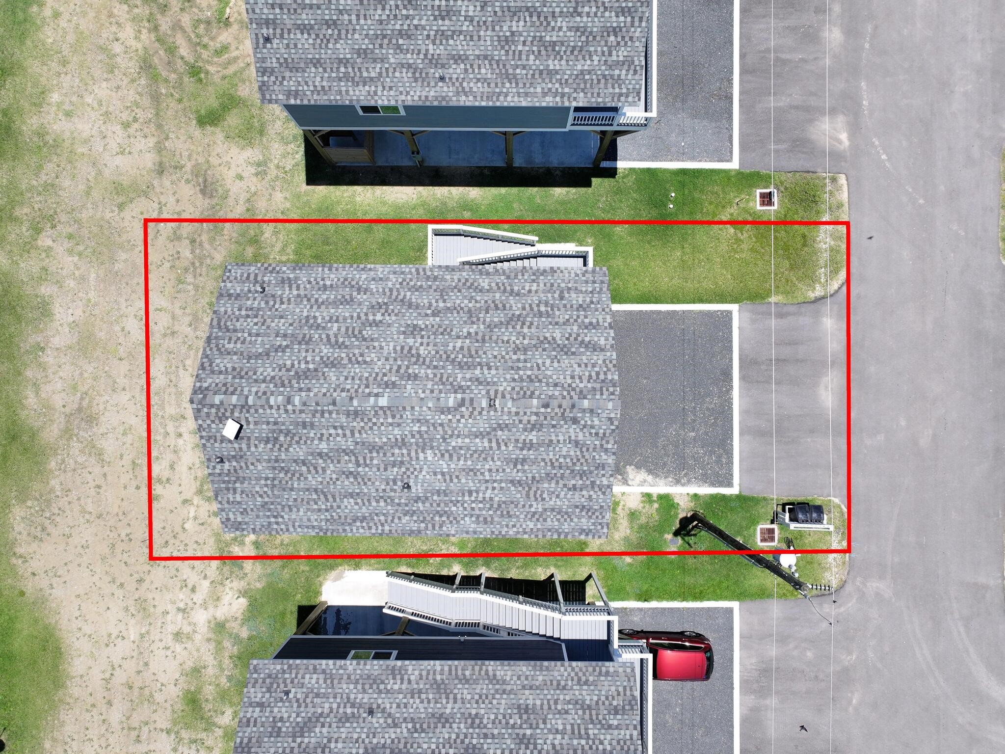 1032 Sunset Circle W Property Photo 3