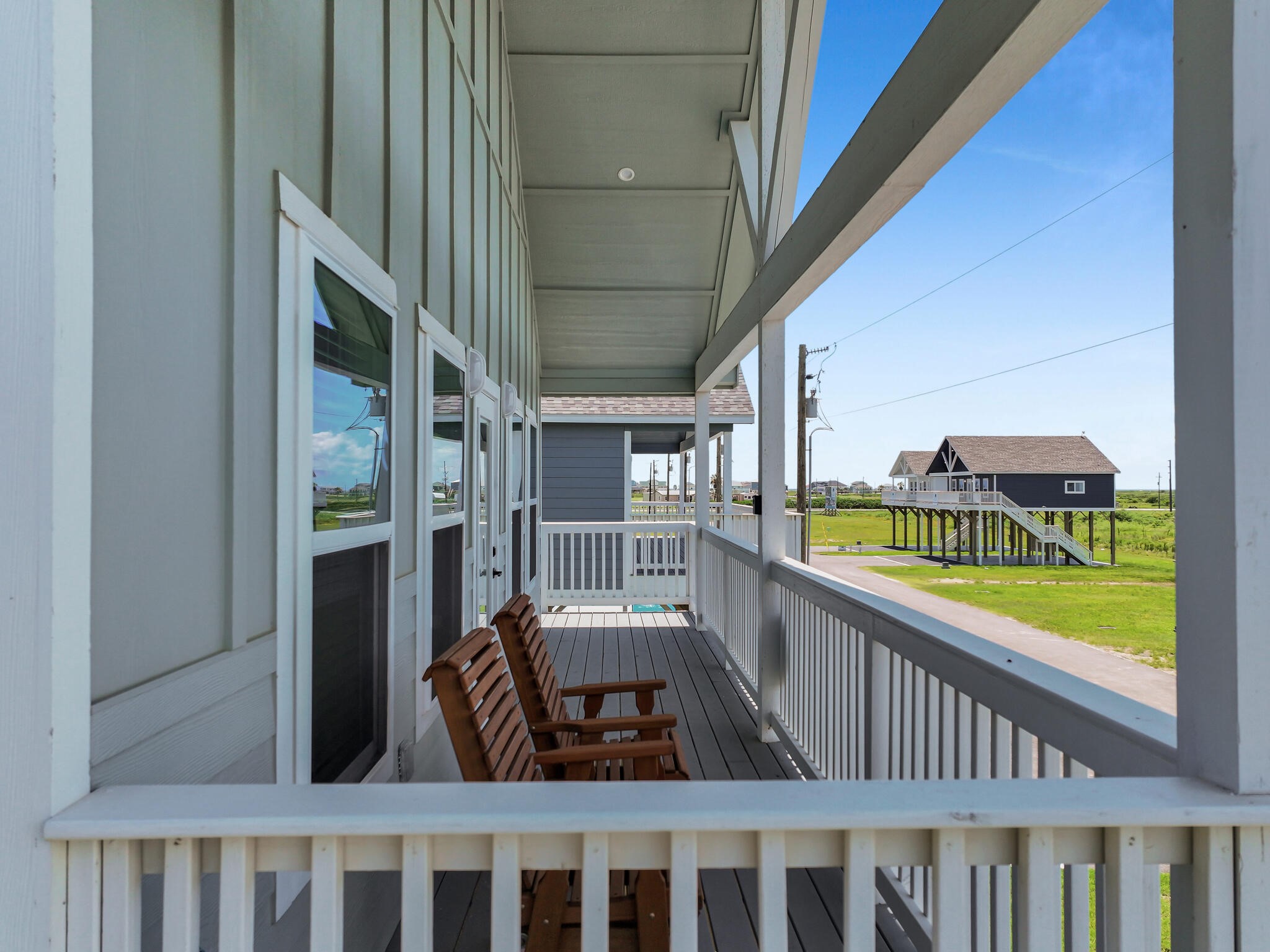1032 Sunset Circle W Property Photo 13