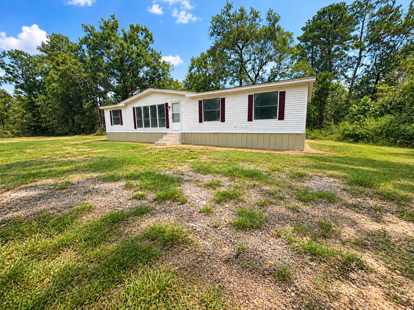 17682 Deer Glen West Drive Property Photo 1