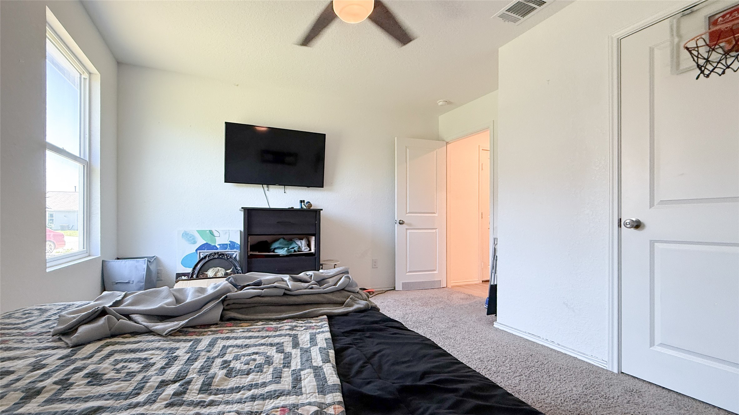 6735 Carlton Crest Property Photo 10