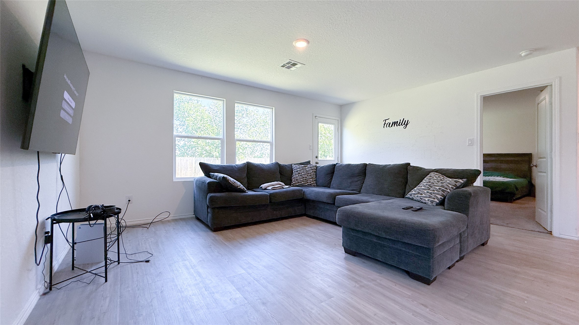 6735 Carlton Crest Property Photo 16