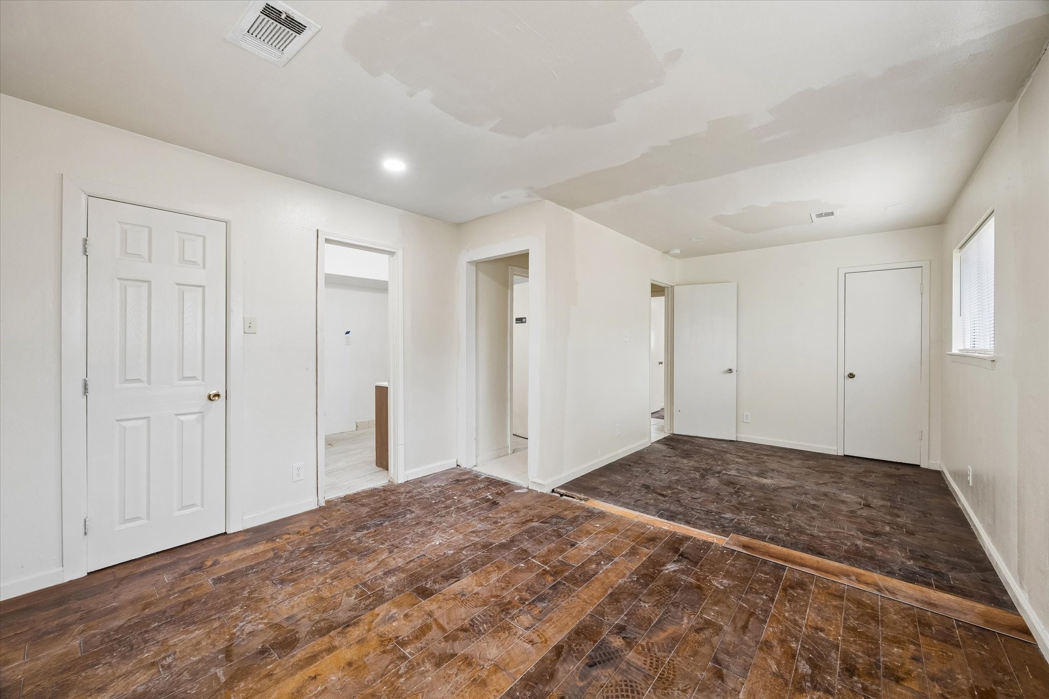 10910 Keese Drive Property Photo 7