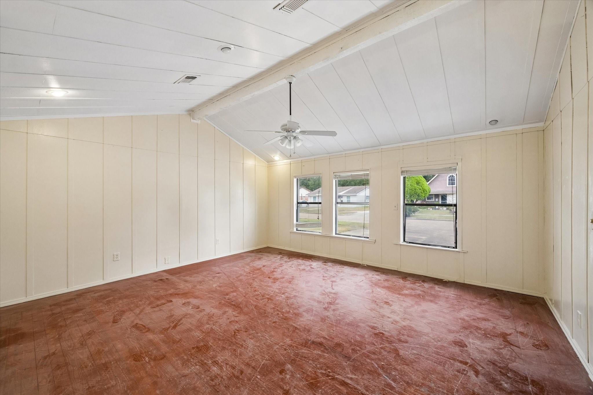 10910 Keese Drive Property Photo 12