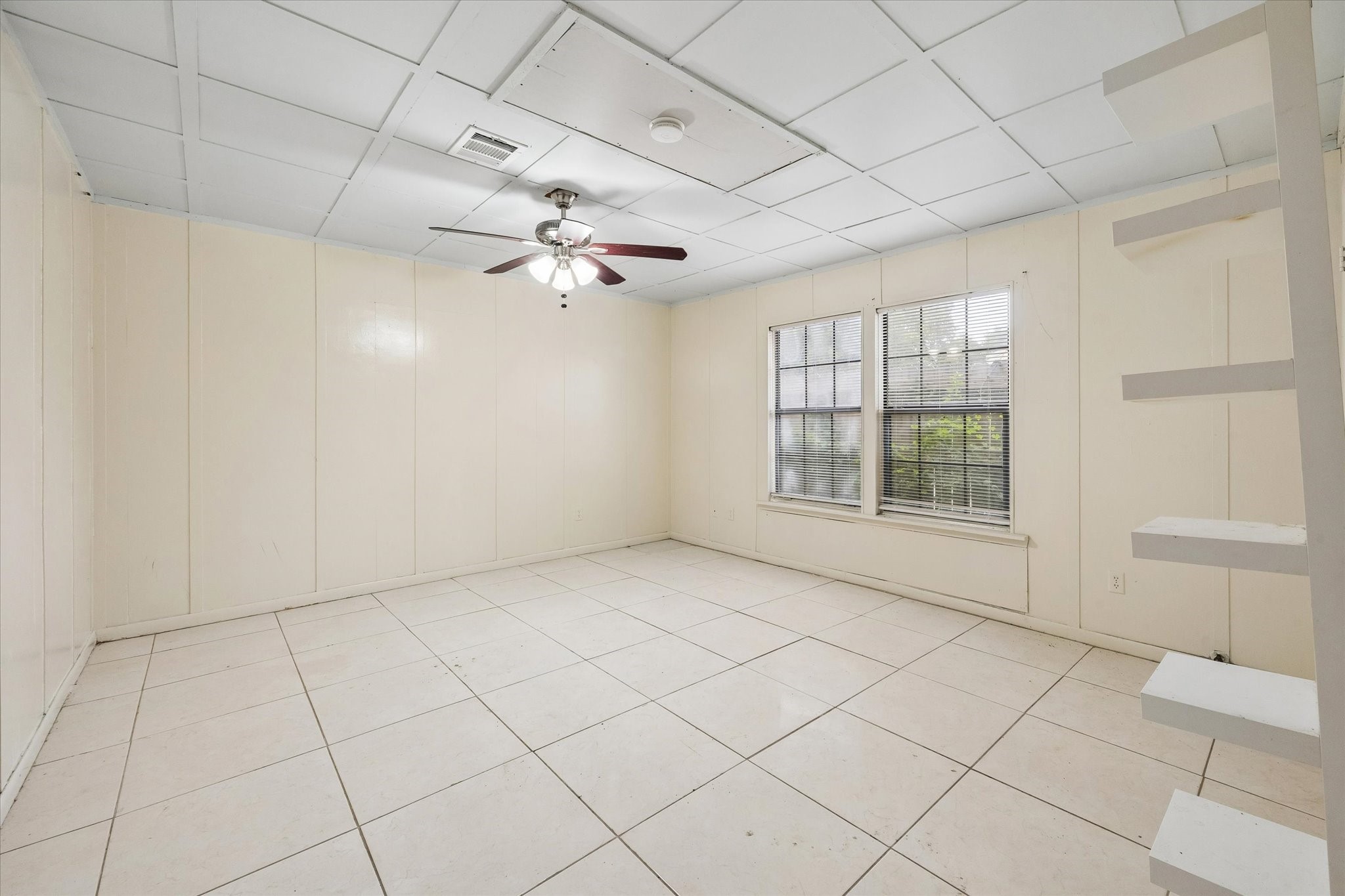 10910 Keese Drive Property Photo 15