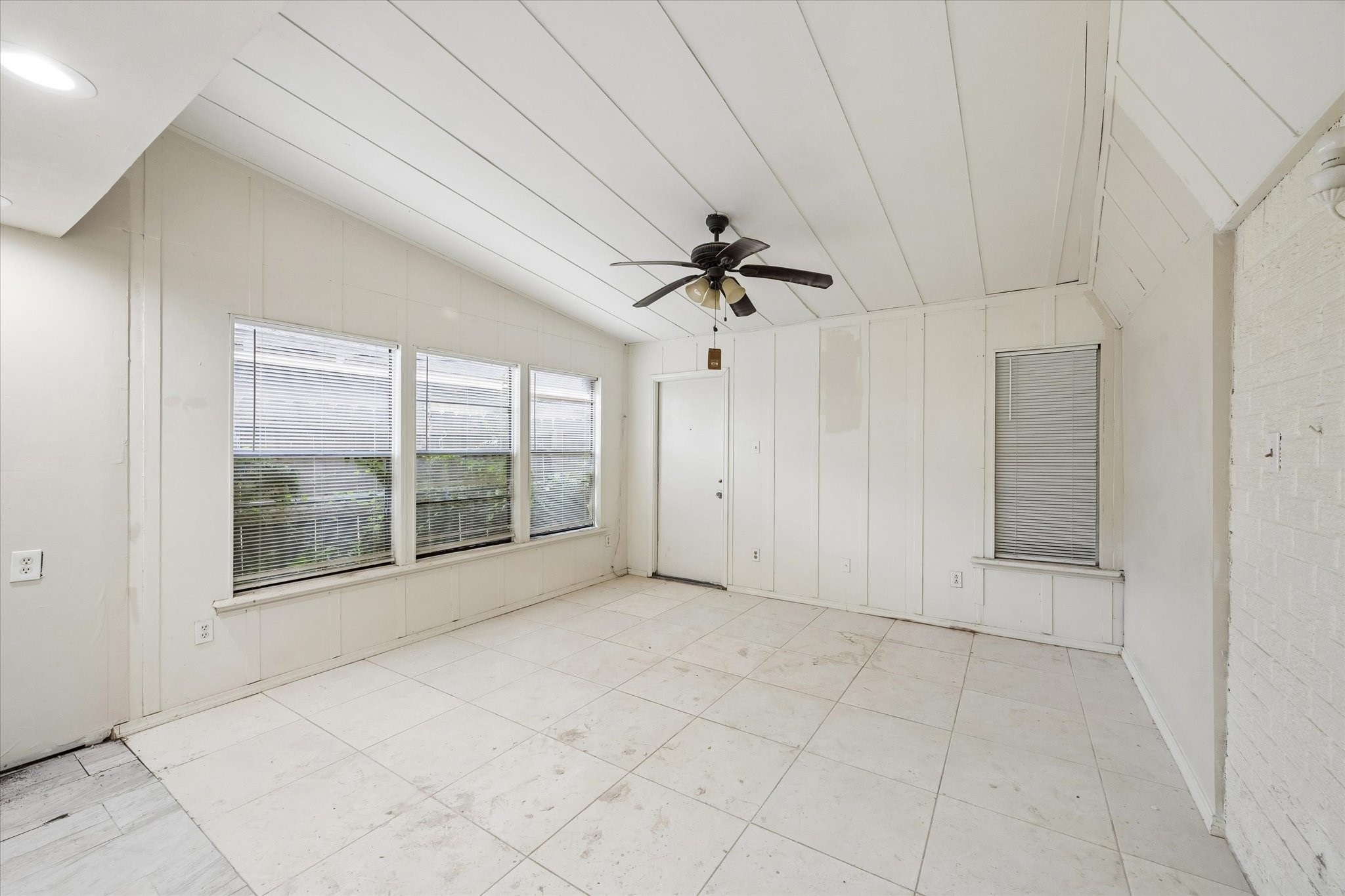 10910 Keese Drive Property Photo 17