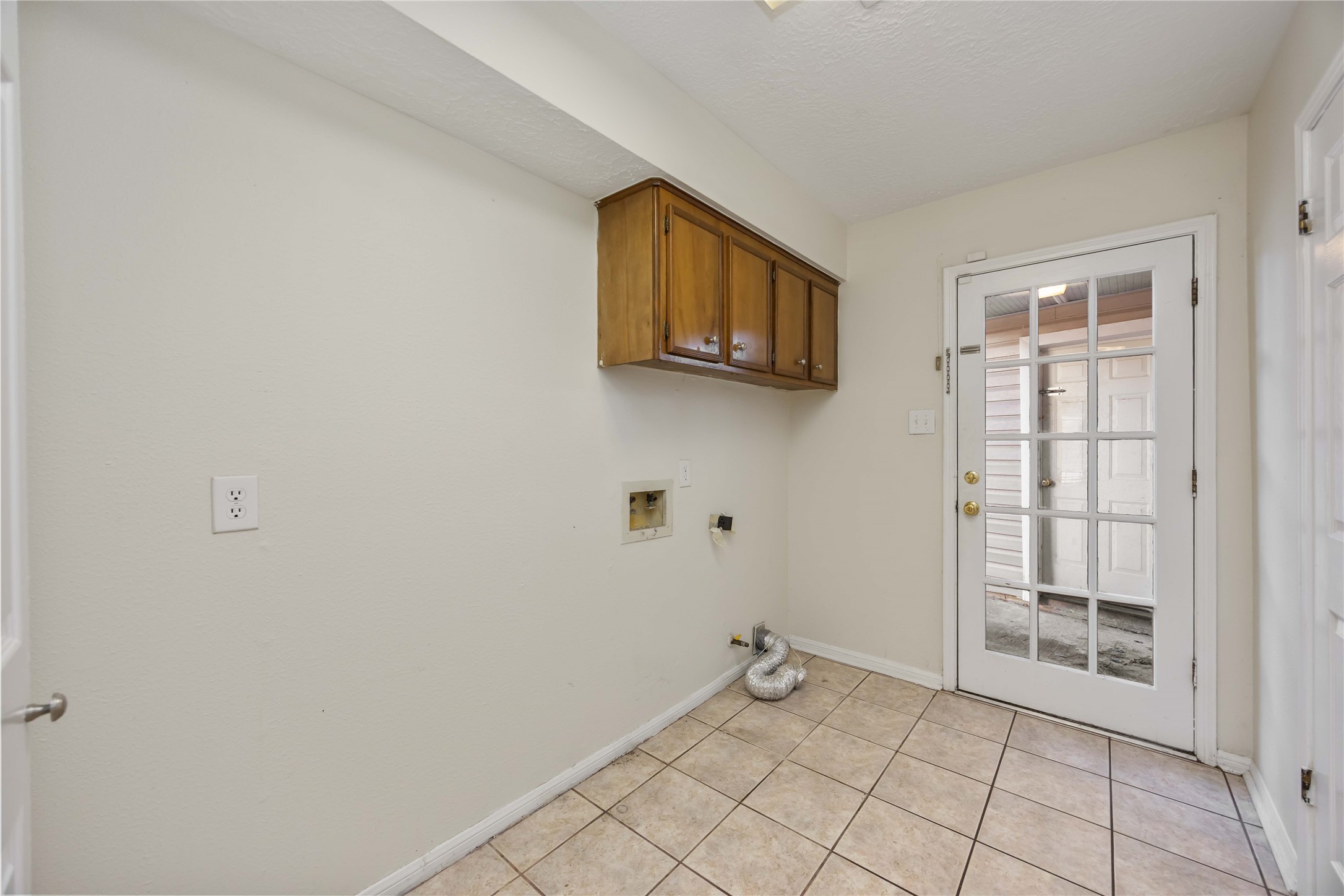 5411 Mossy Timbers Drive Property Photo 12