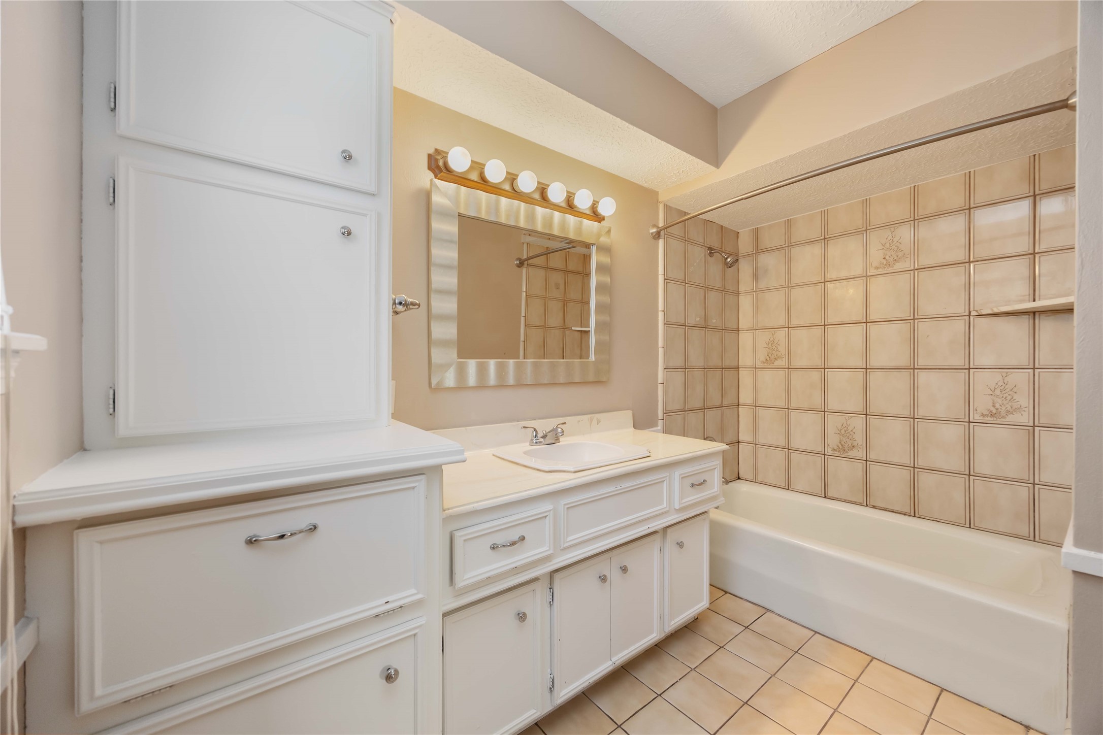 5411 Mossy Timbers Drive Property Photo 22