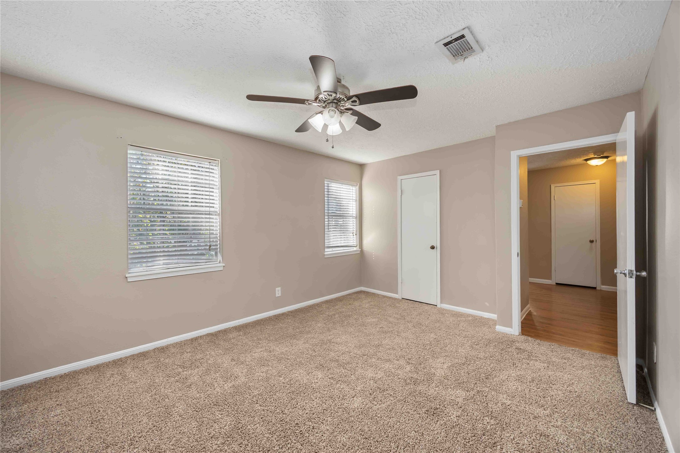 5411 Mossy Timbers Drive Property Photo 23