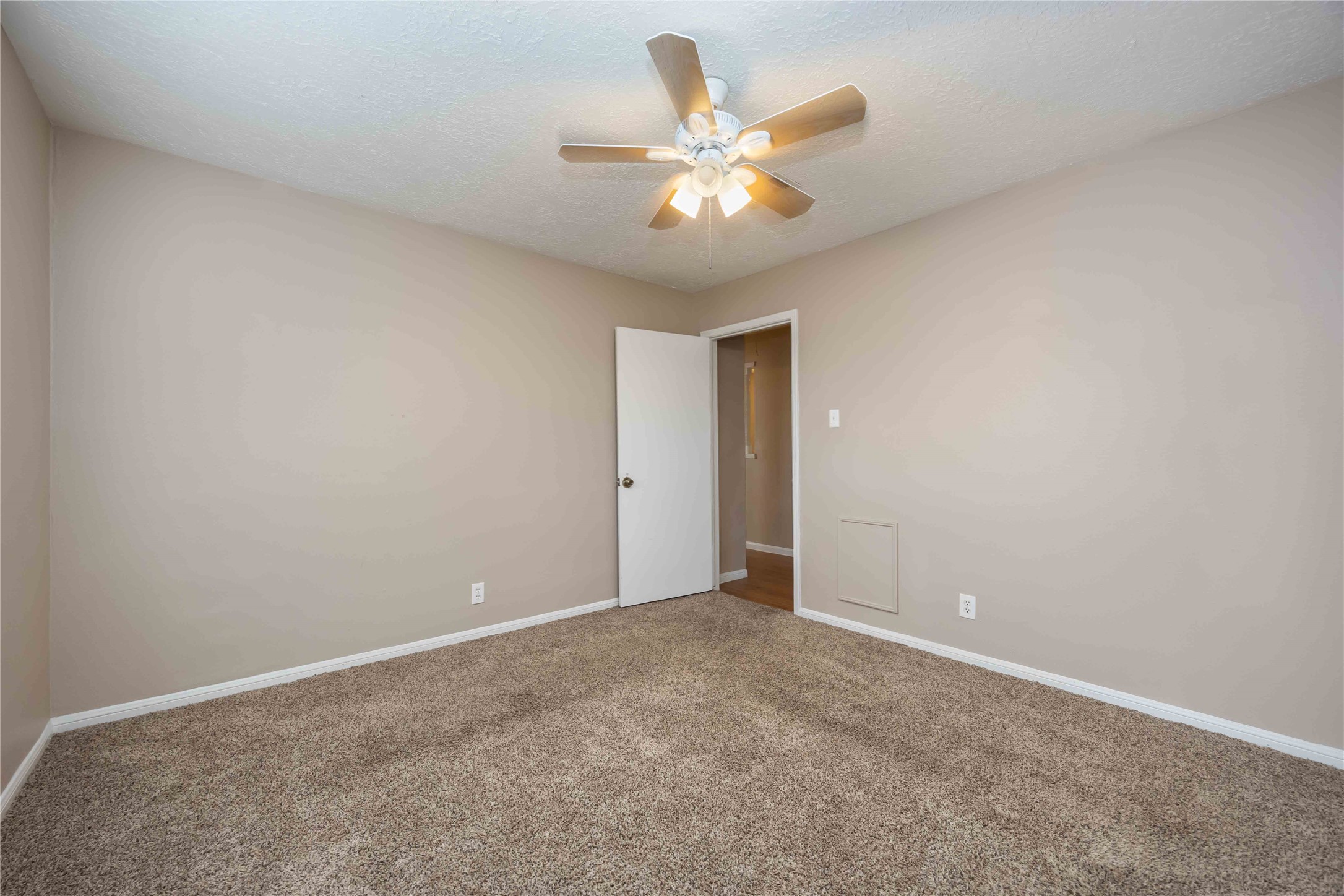 5411 Mossy Timbers Drive Property Photo 27