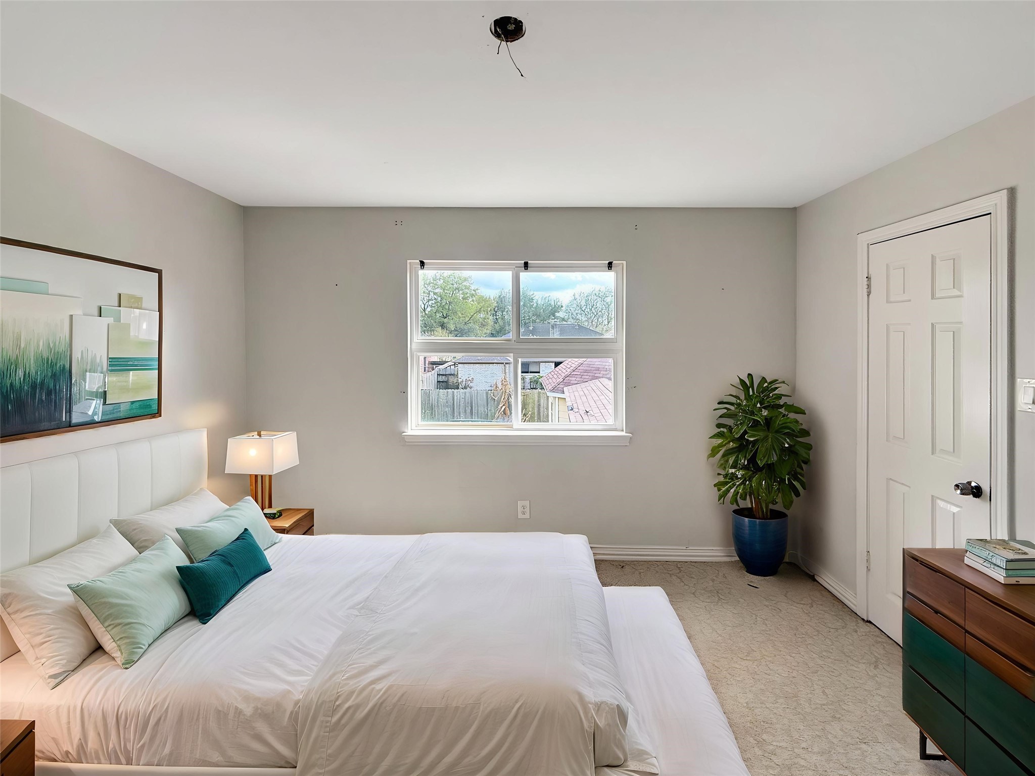 3310 Country Club Boulevard Property Photo 4