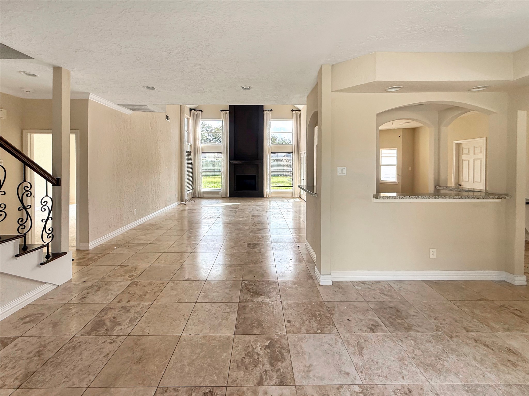 3310 Country Club Boulevard Property Photo 6