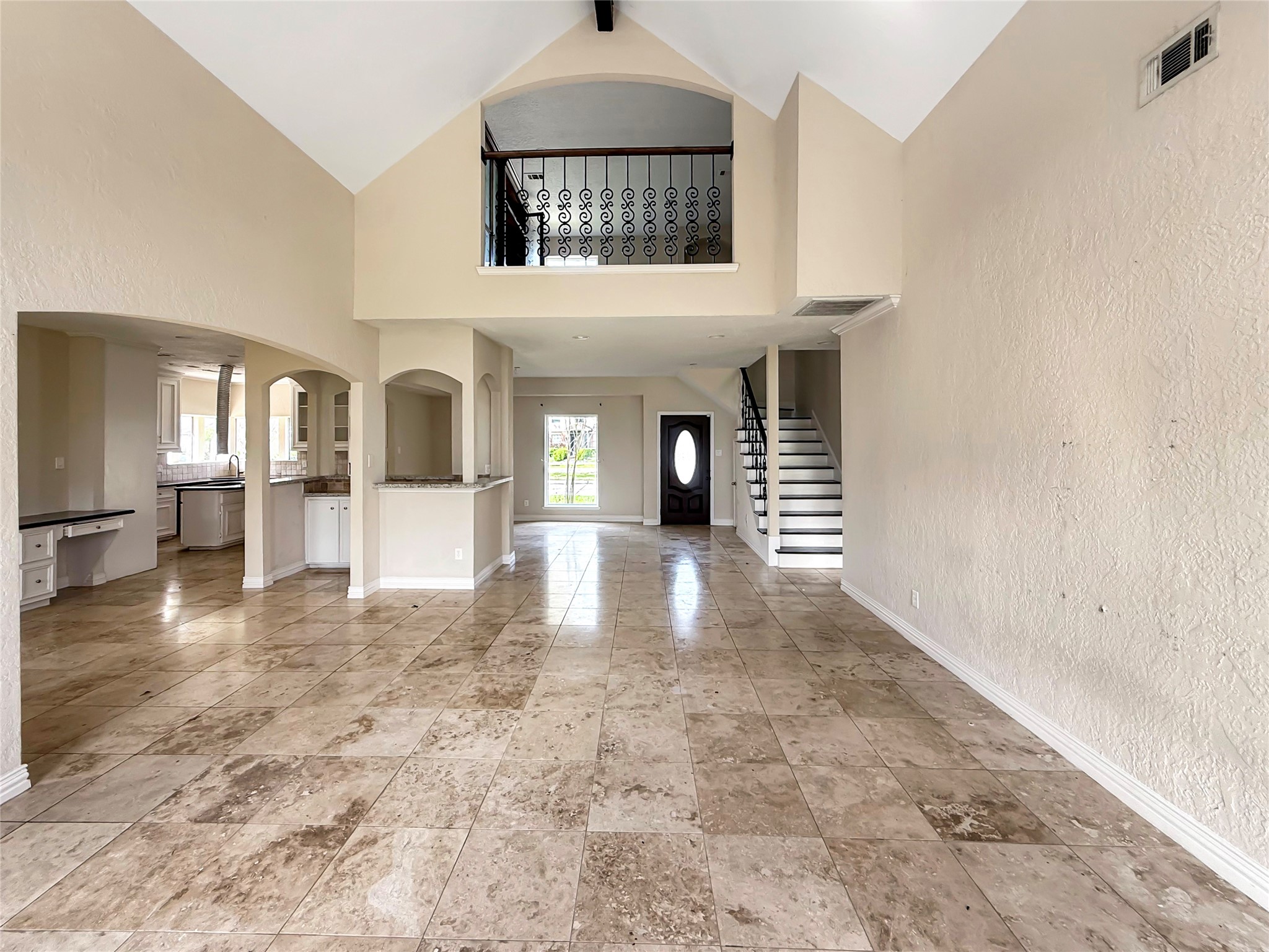 3310 Country Club Boulevard Property Photo 8