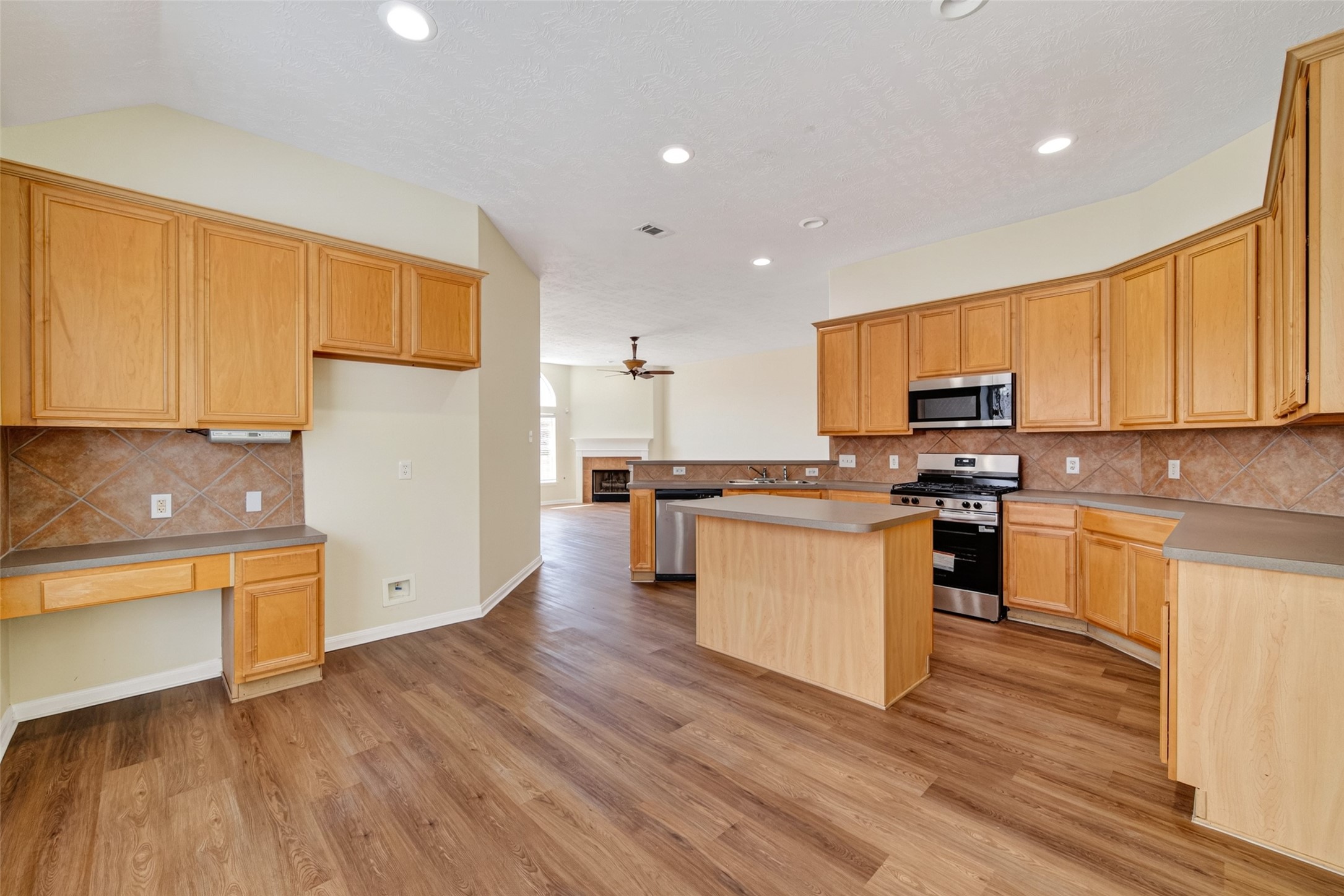 16719 Bishop Knoll Lane Property Photo 18