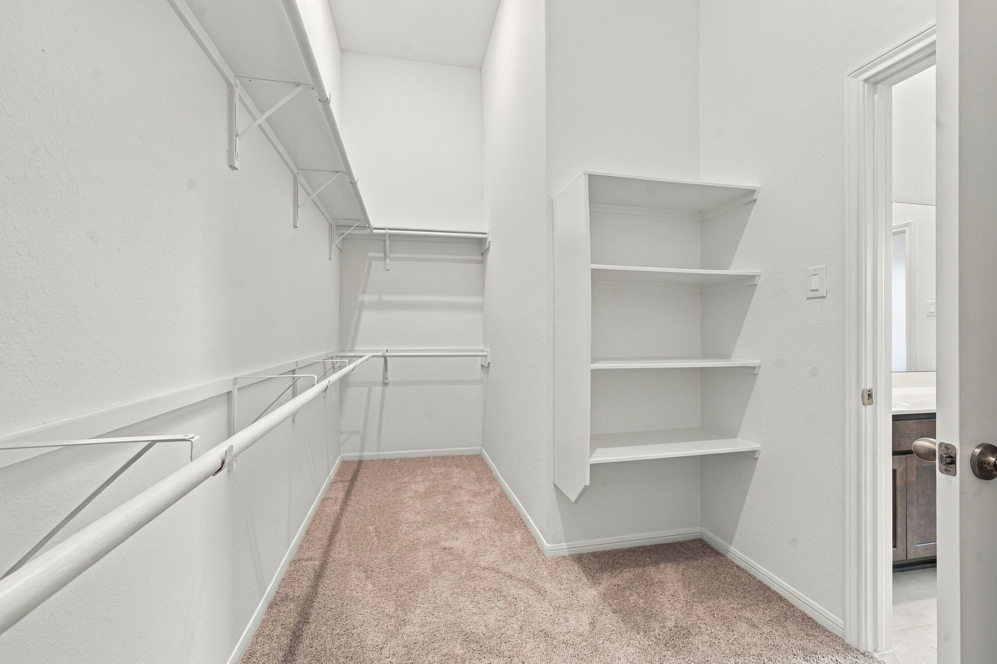 19115 Hazel Firs Lane Property Photo 14