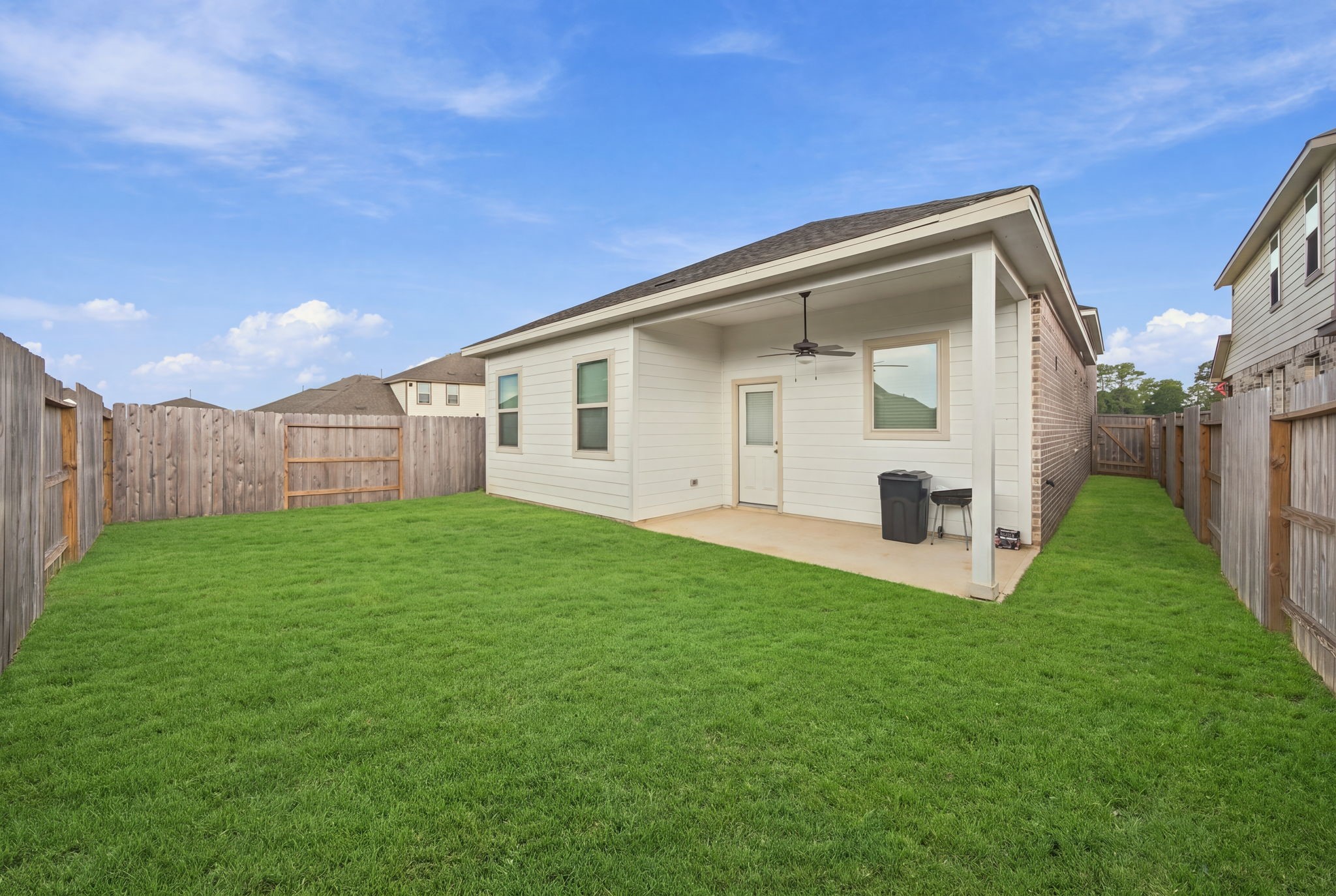 19115 Hazel Firs Lane Property Photo 15