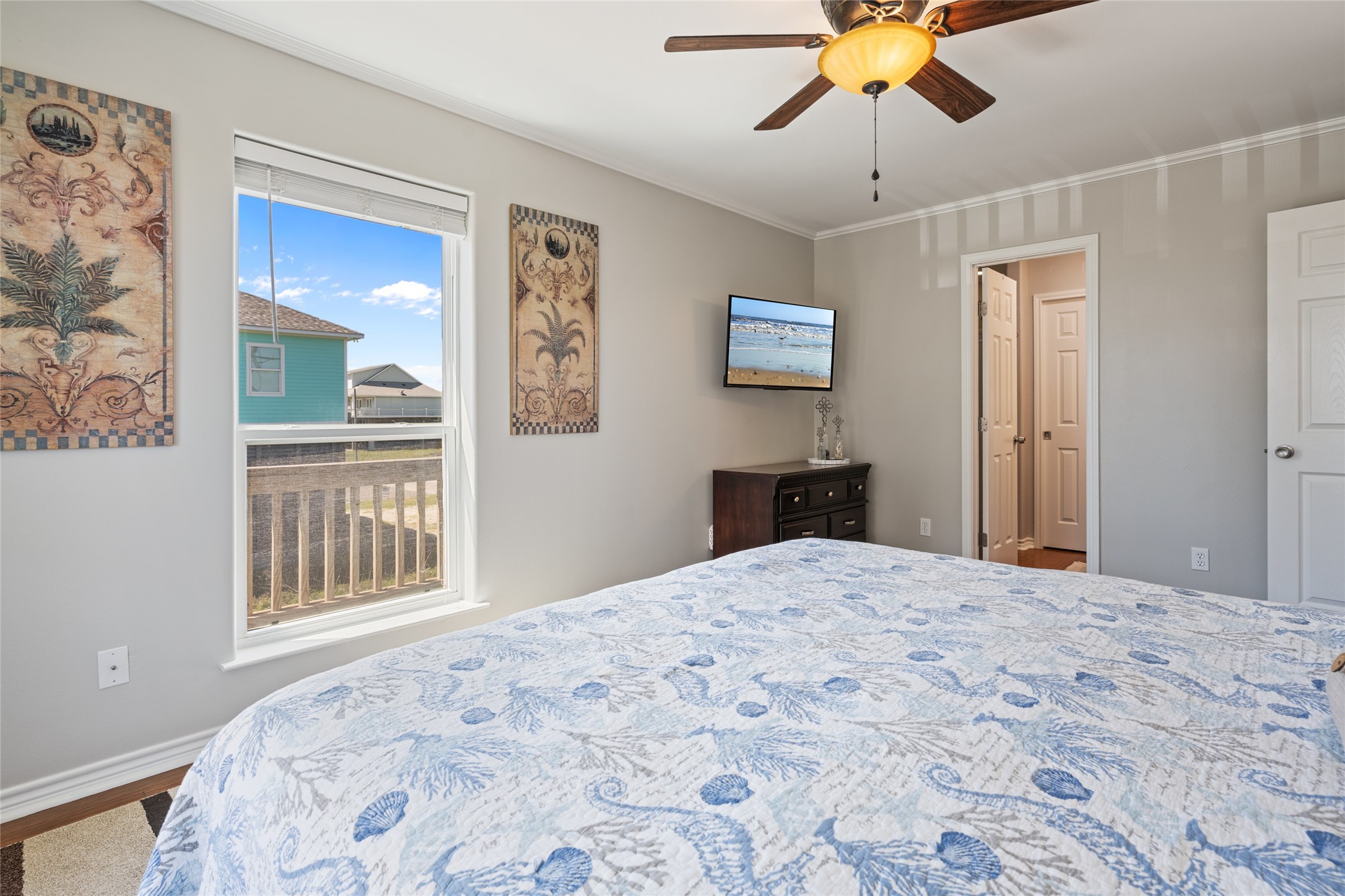2592 Whitecap Property Photo 28