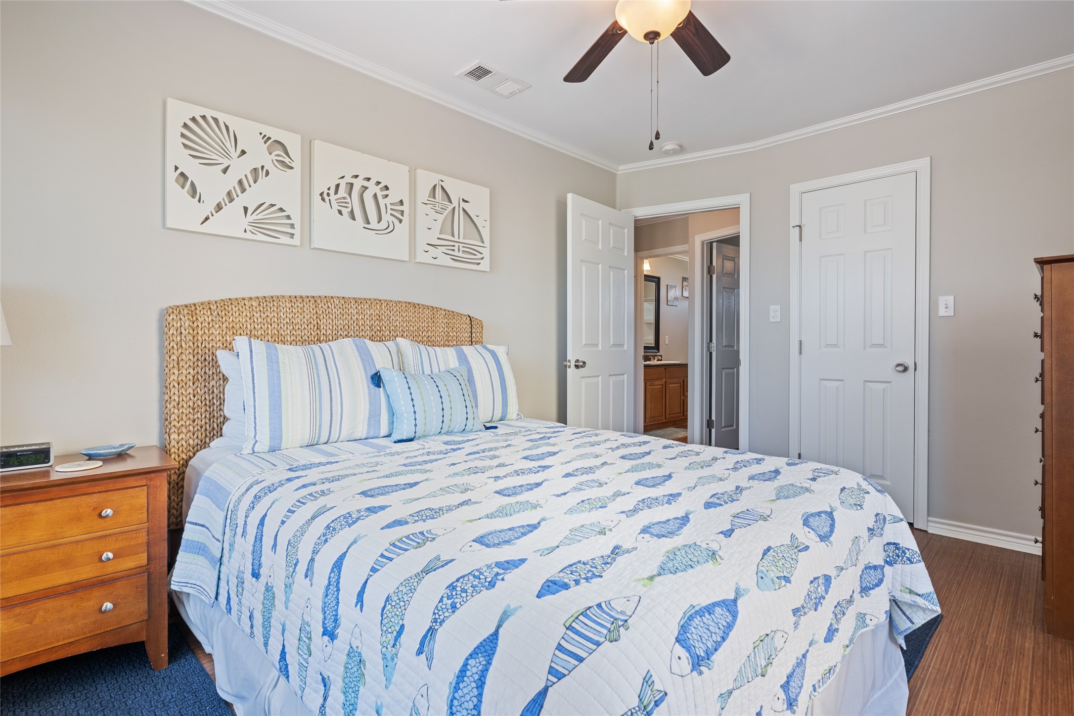2592 Whitecap Property Photo 34