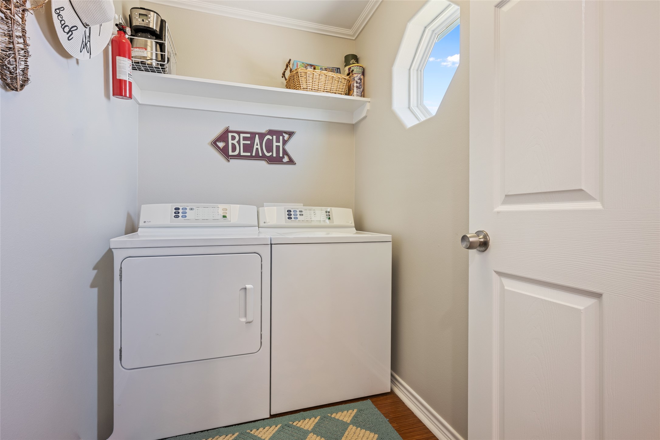 2592 Whitecap Property Photo 41