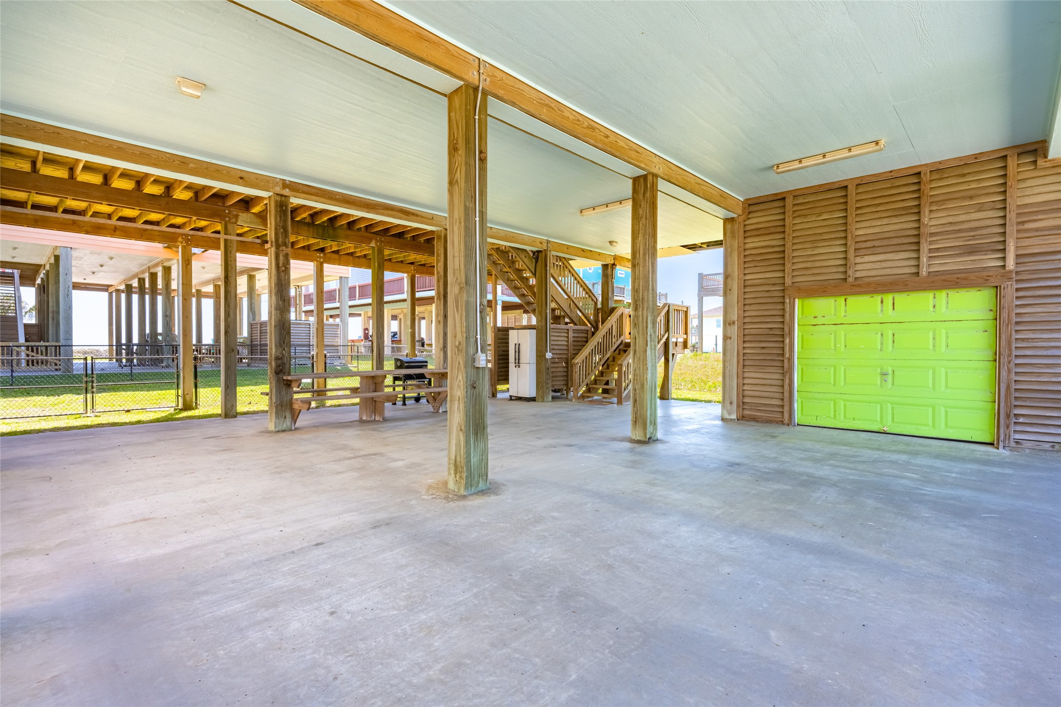 2592 Whitecap Property Photo 47