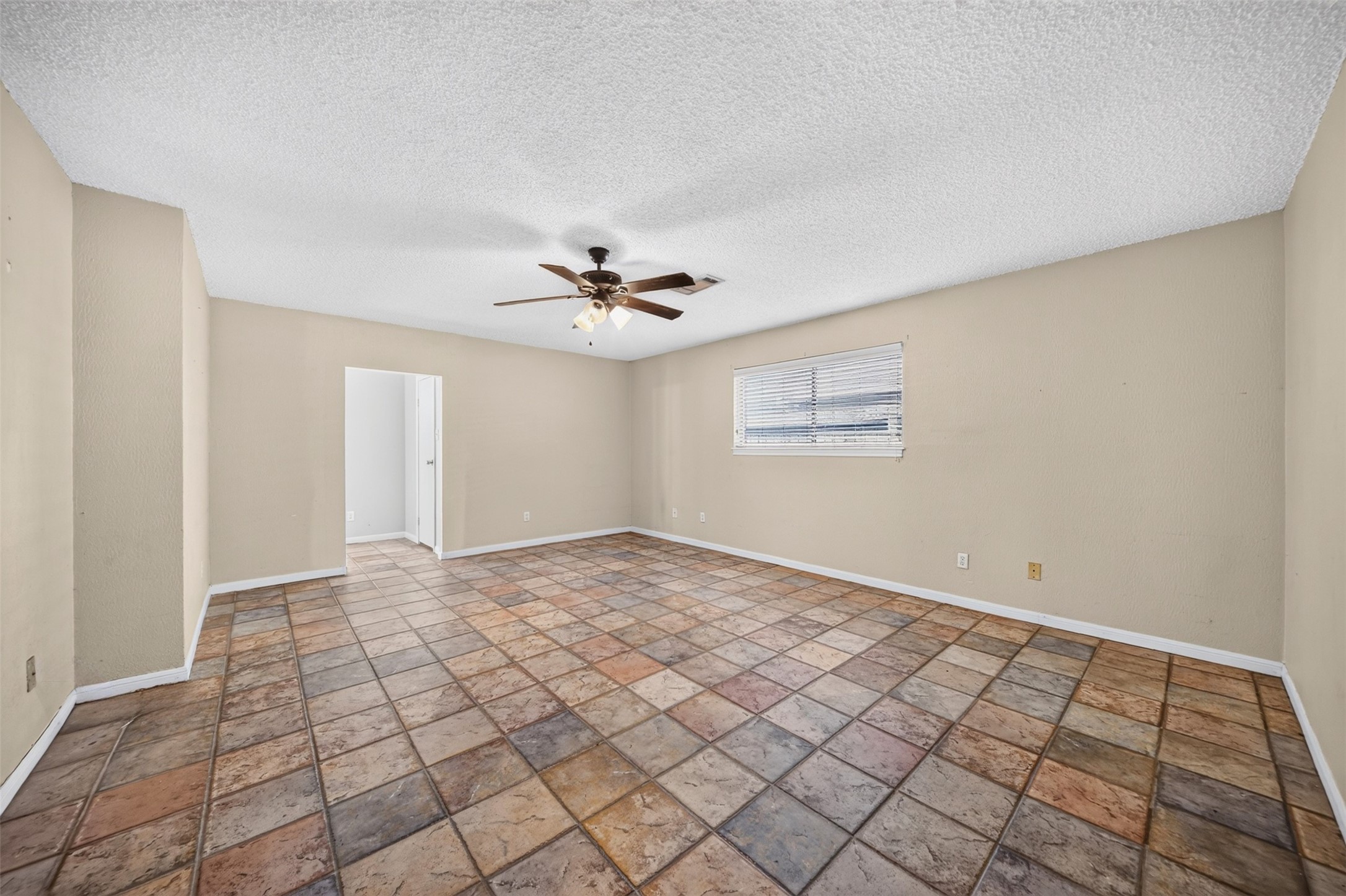 201 Amber Lane Property Photo 15