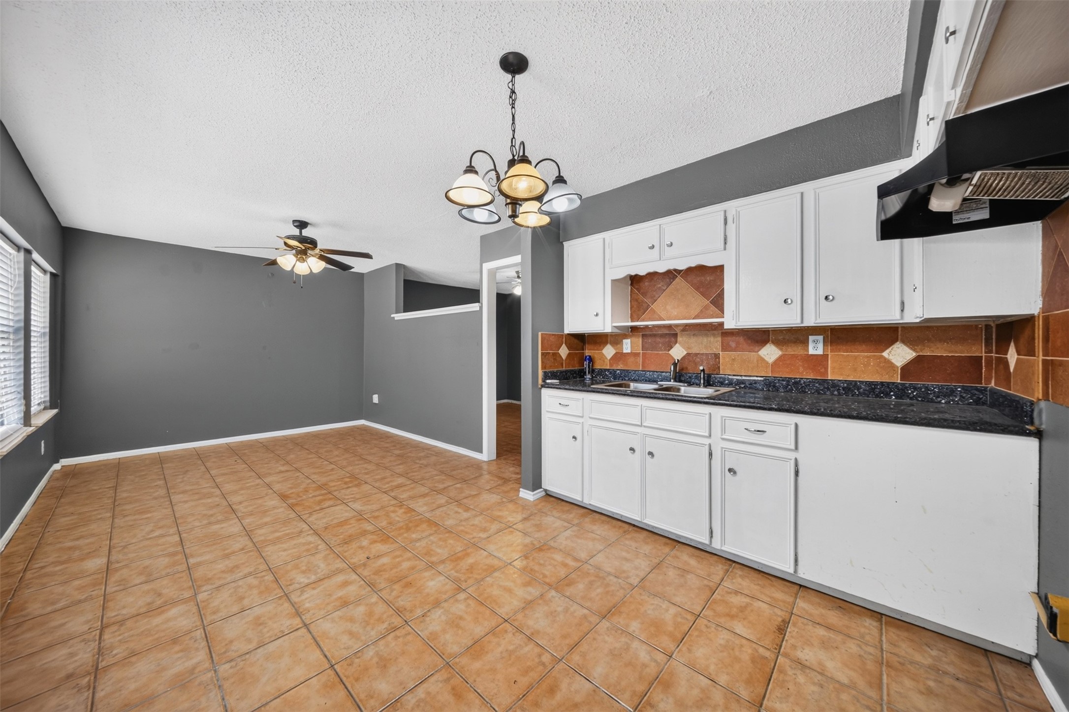 201 Amber Lane Property Photo 25