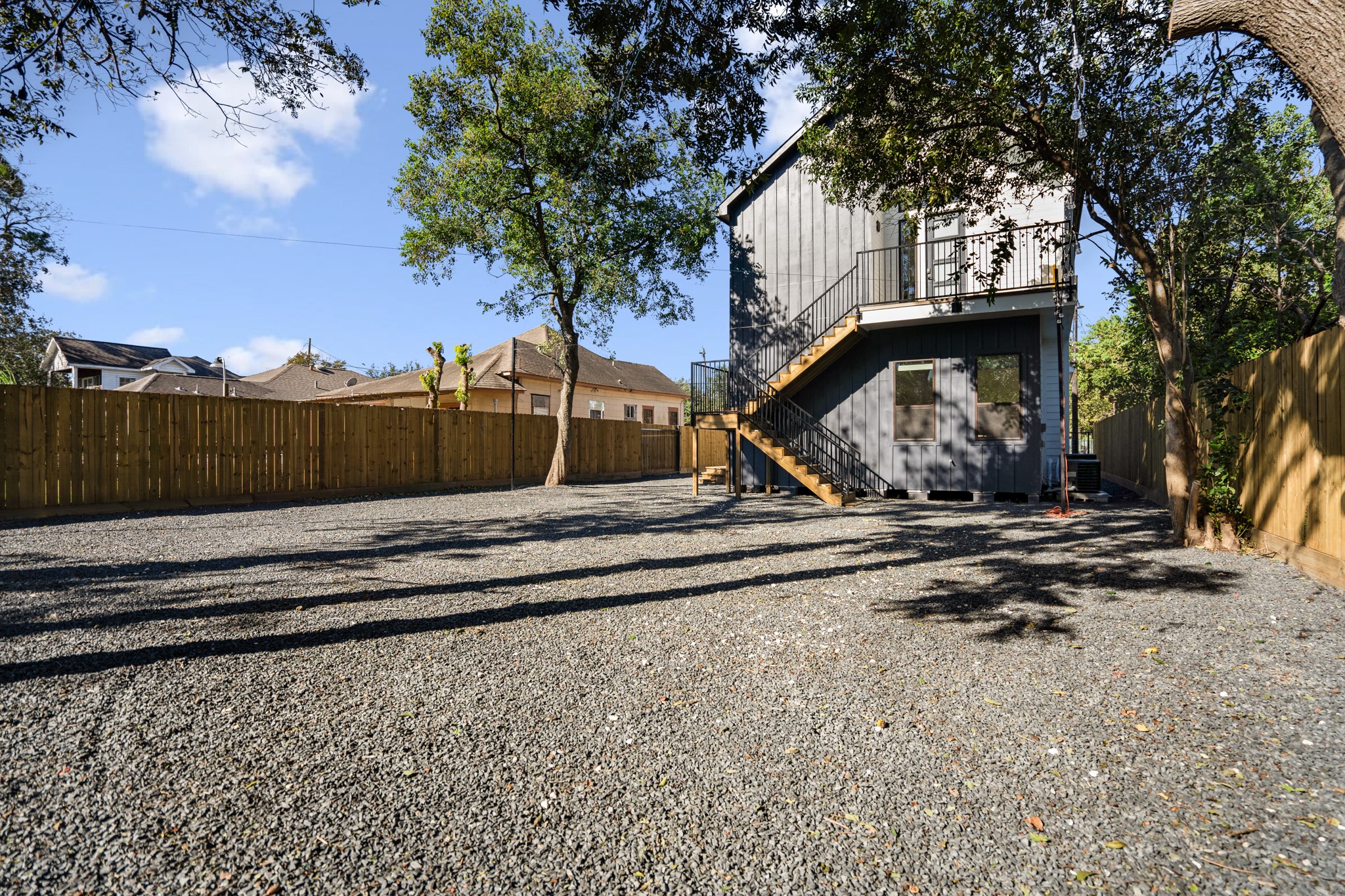 207 Lockwood Drive 1 Property Photo 28